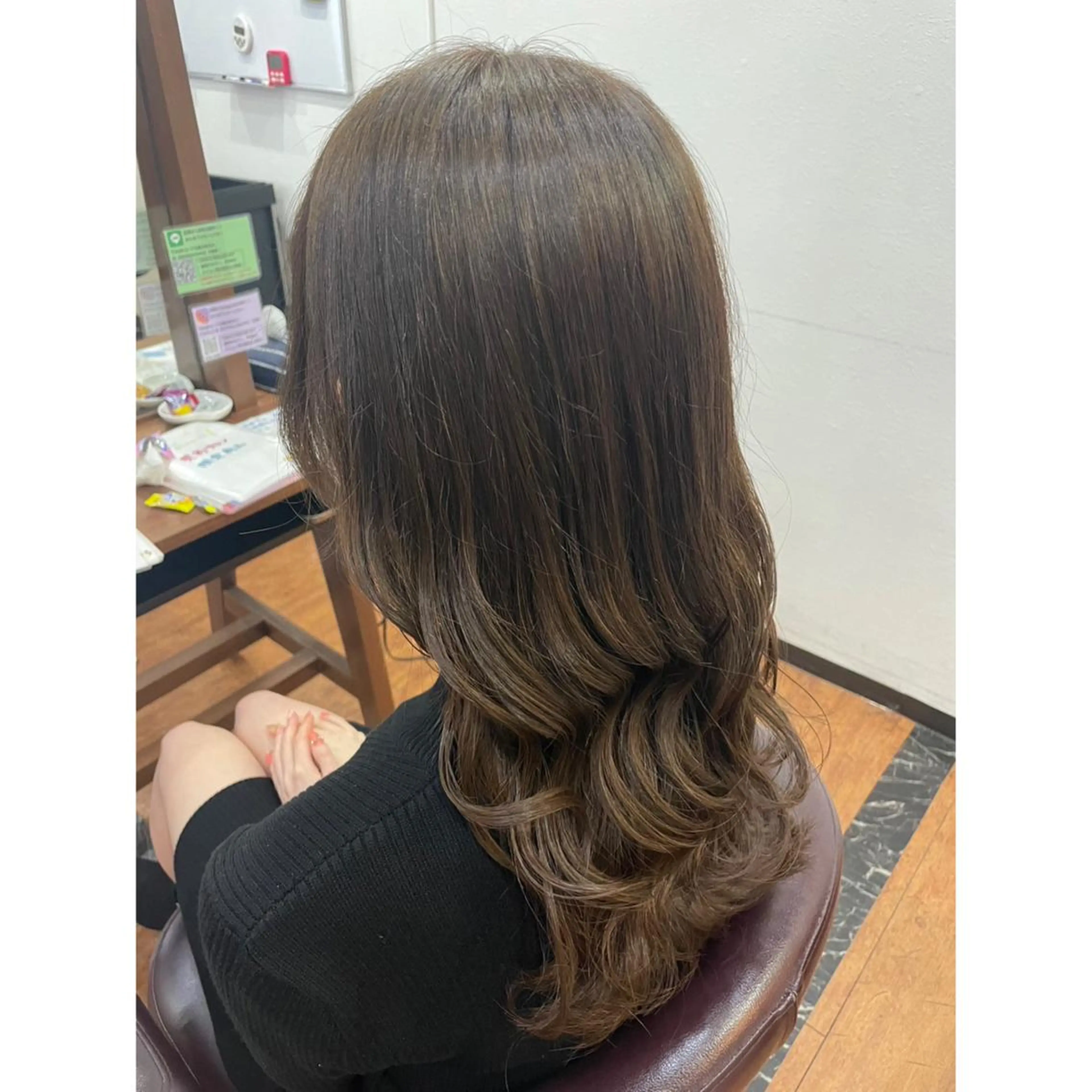 ロング カラー ヘアカラー トリートメント オオマ 🐥のヘアスタイル