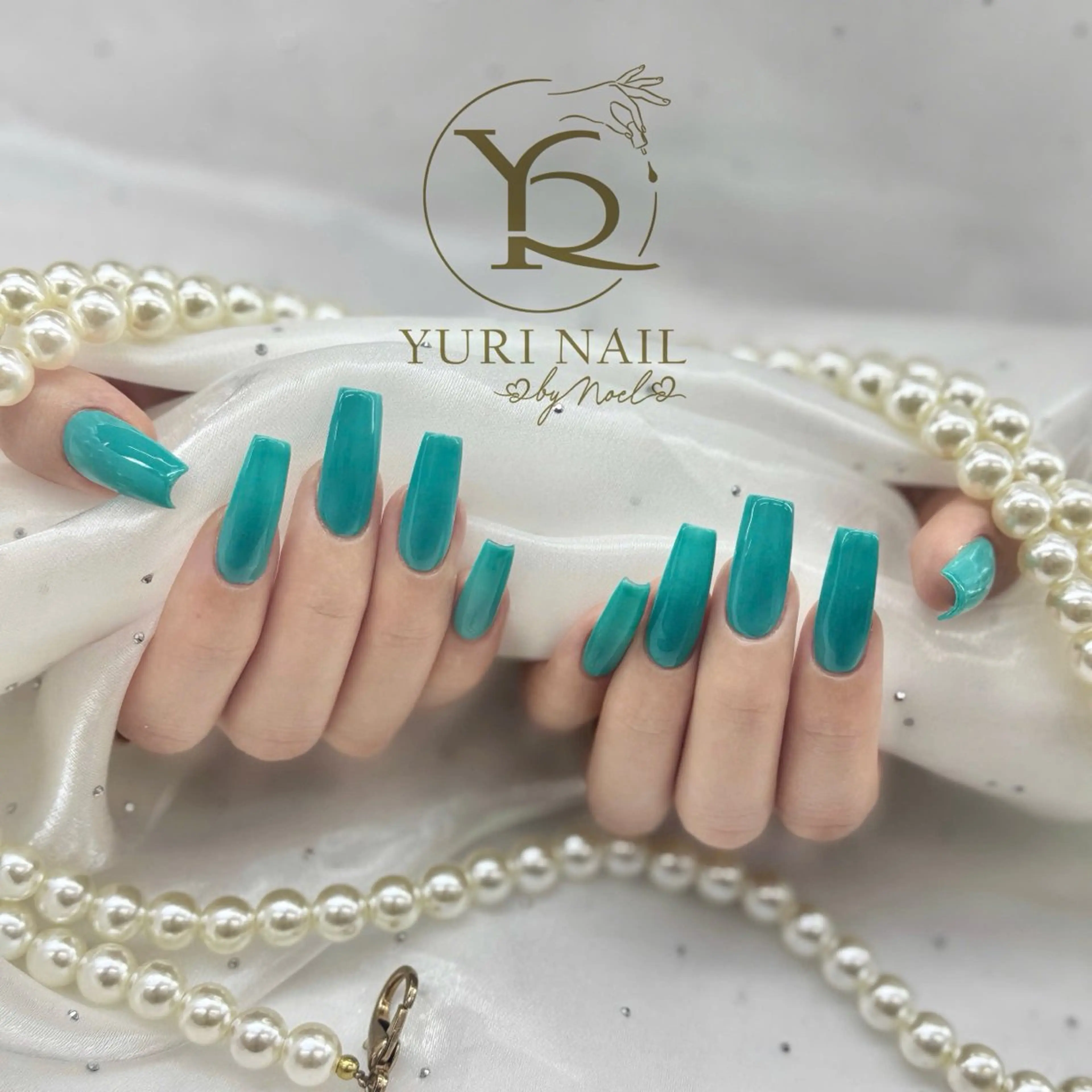 ネイル ハンドネイル フットネイル ハンドケア YURI Nail NARITAのネイルデザイン