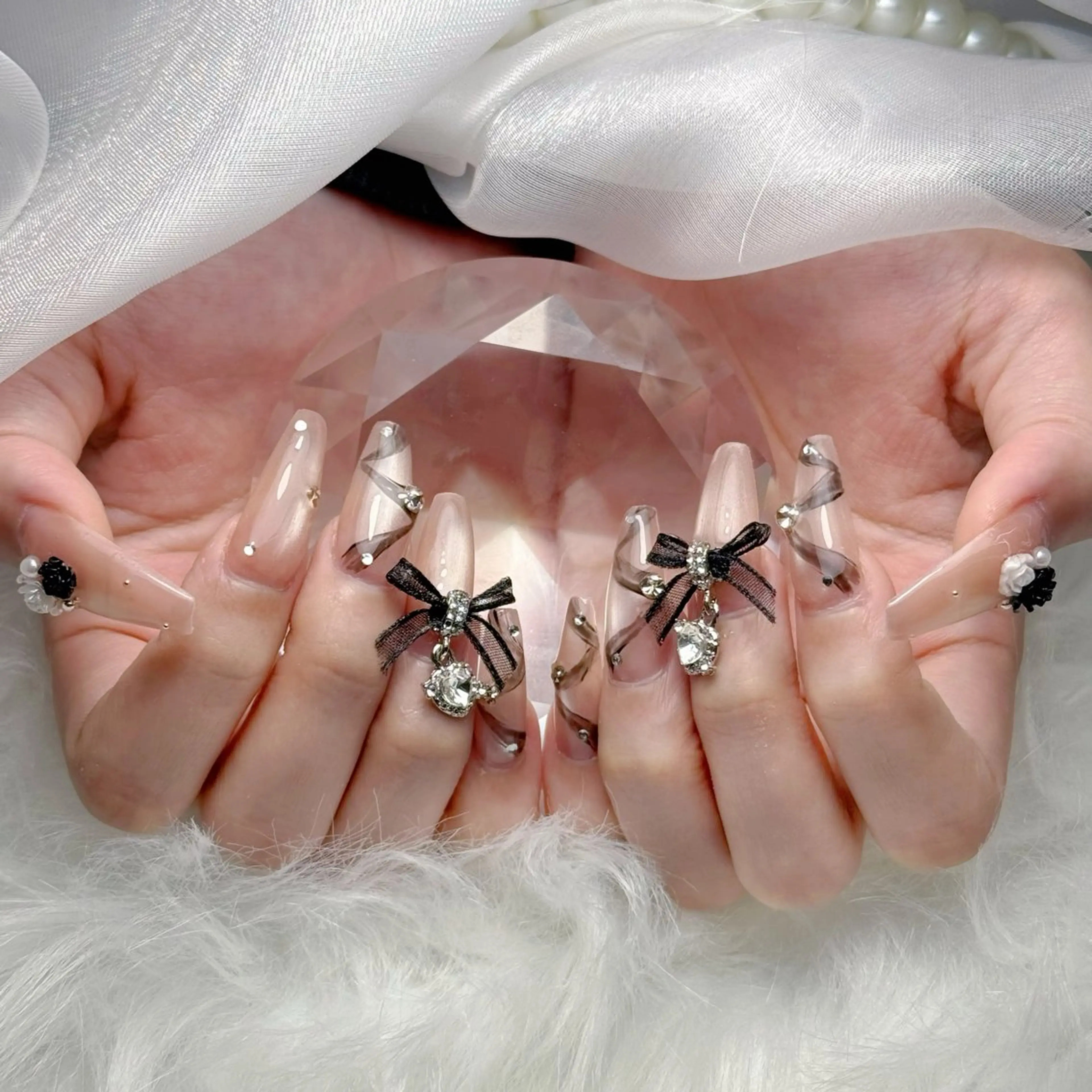 ネイル マグネットネイル ハンドネイル ハンドケア いちご ちゃんのネイルデザイン