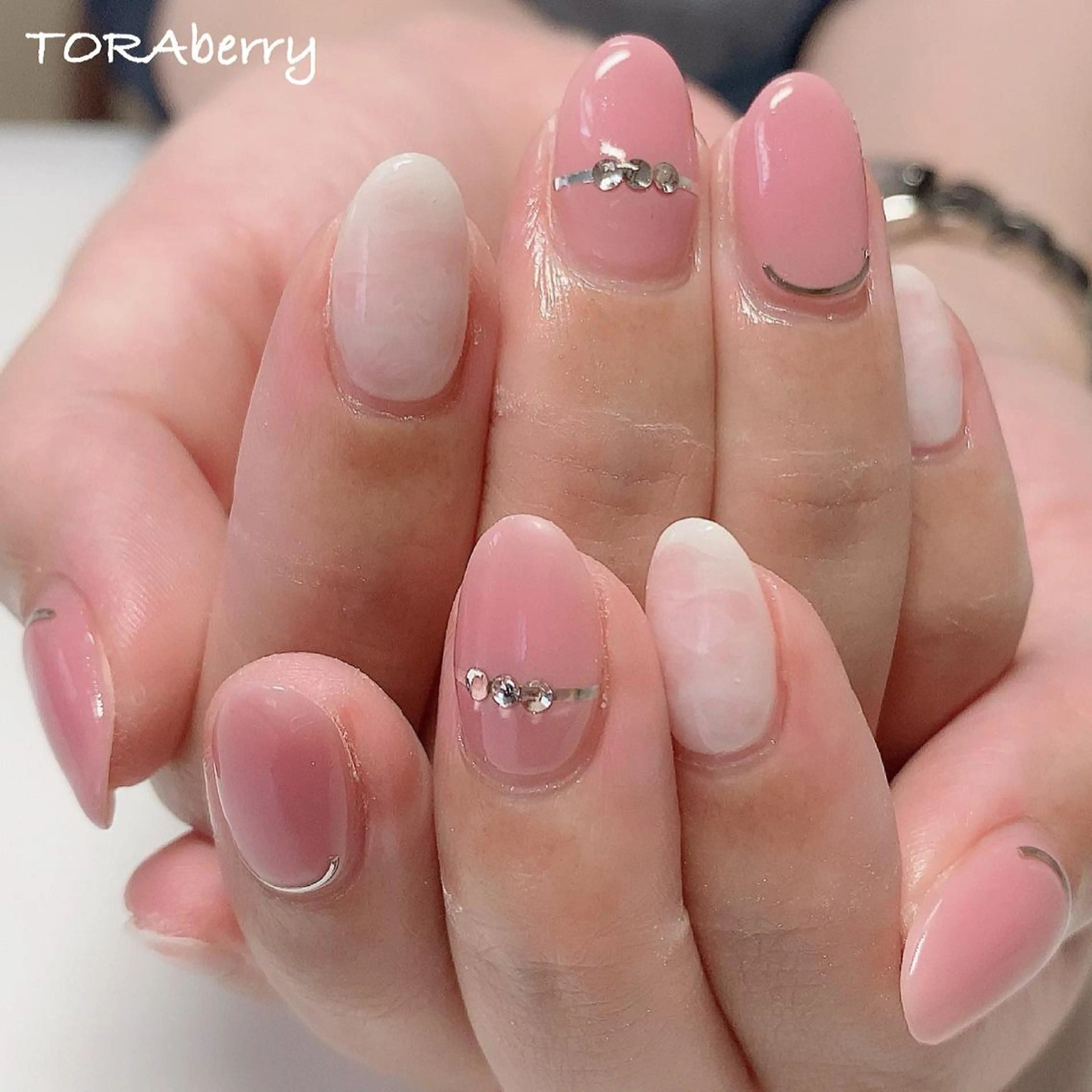 ネイル ピンク ハンドネイル ネイリスト なつみのネイルデザイン