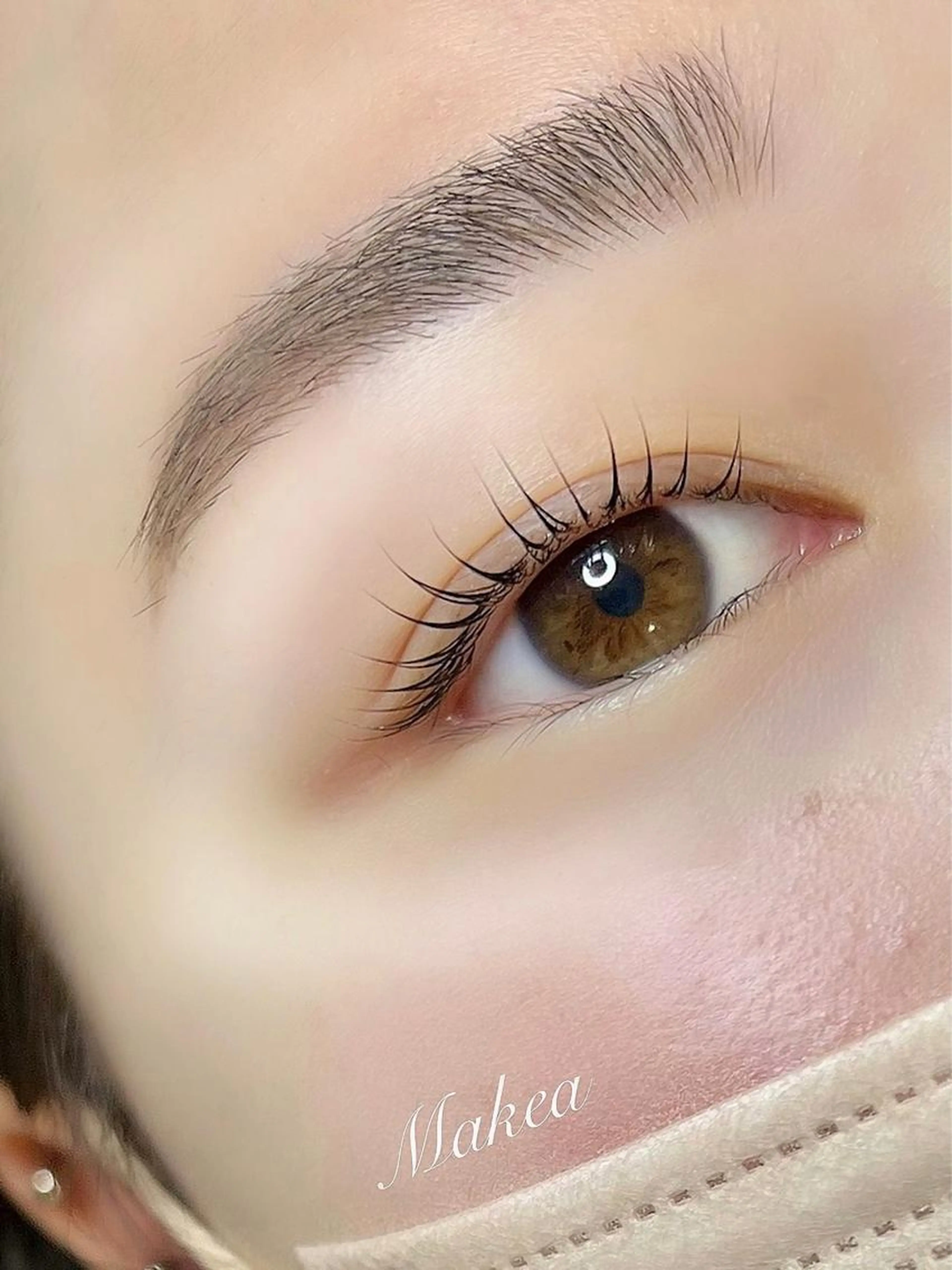 こちらのクーポンは4/30のみ！まつげパーマ×アイブロウWax🕊️（眉毛はなるべく生やした状態でお願いいたします！）の写真