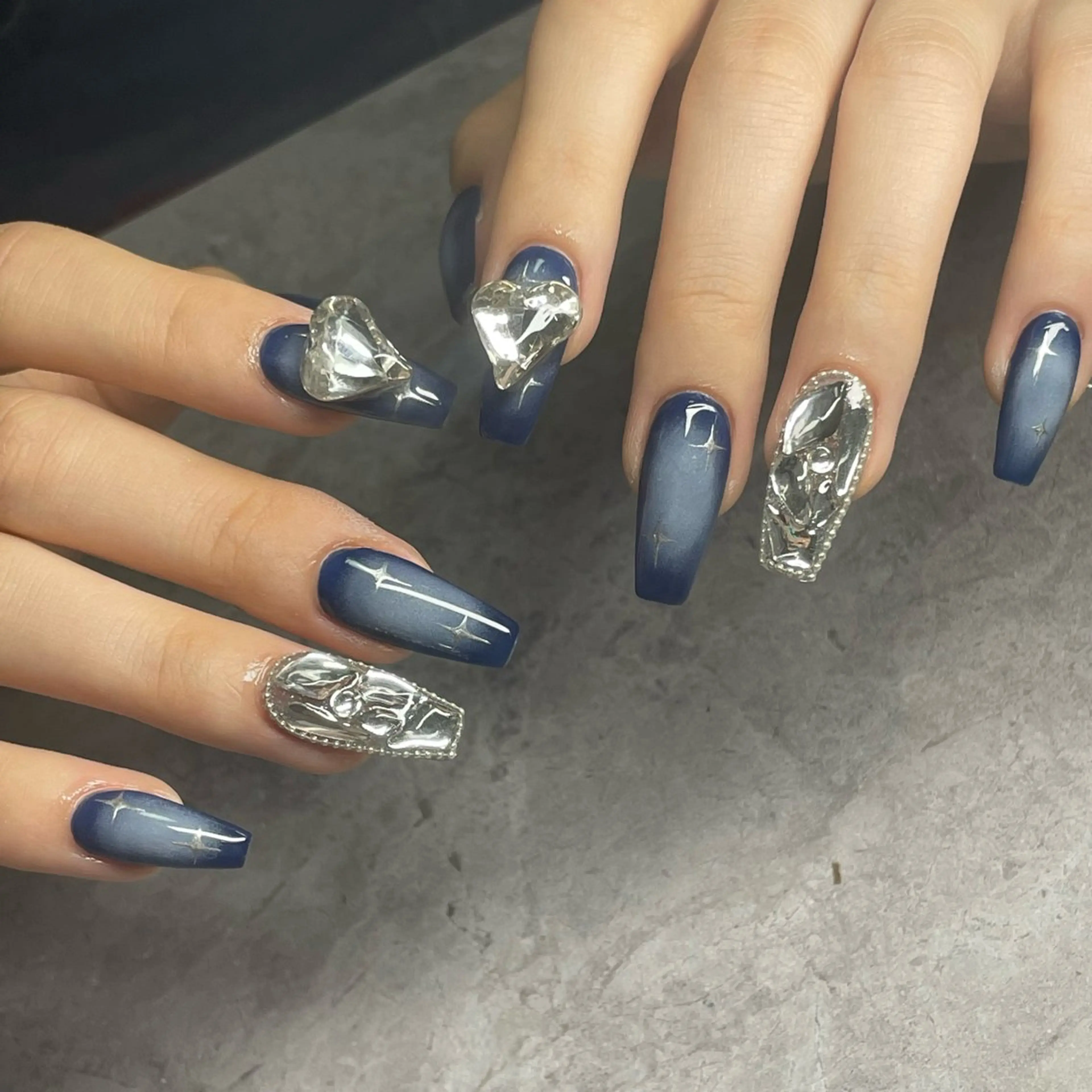 ネイル YUNA FUKUDAのネイルデザイン