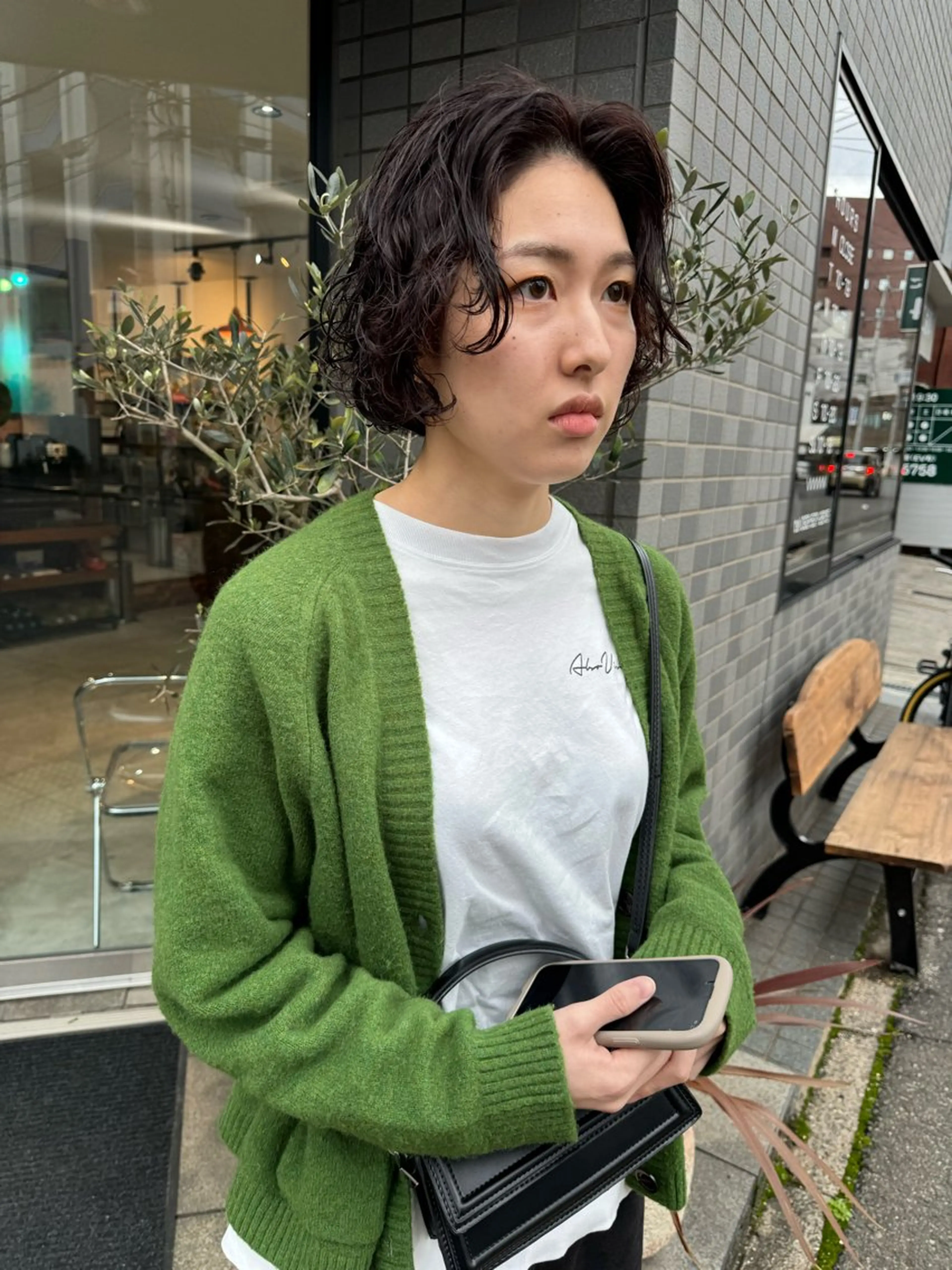 ショート パーマ カット パーマ トリートメント (h)wim ウィムのヘアスタイル