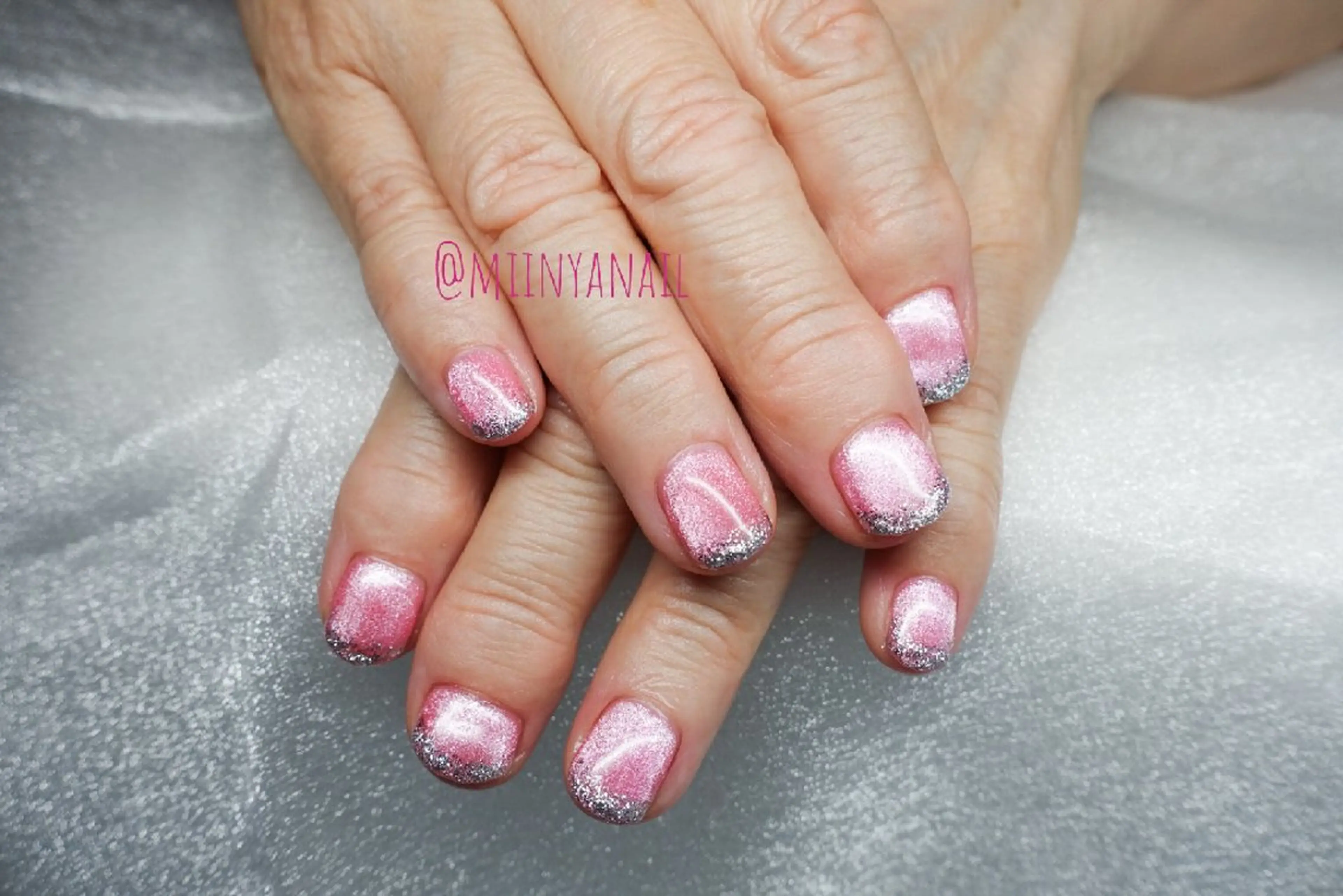 ネイル アートネイル マグネットネイル miinyanail ミーニャネイルのネイルデザイン