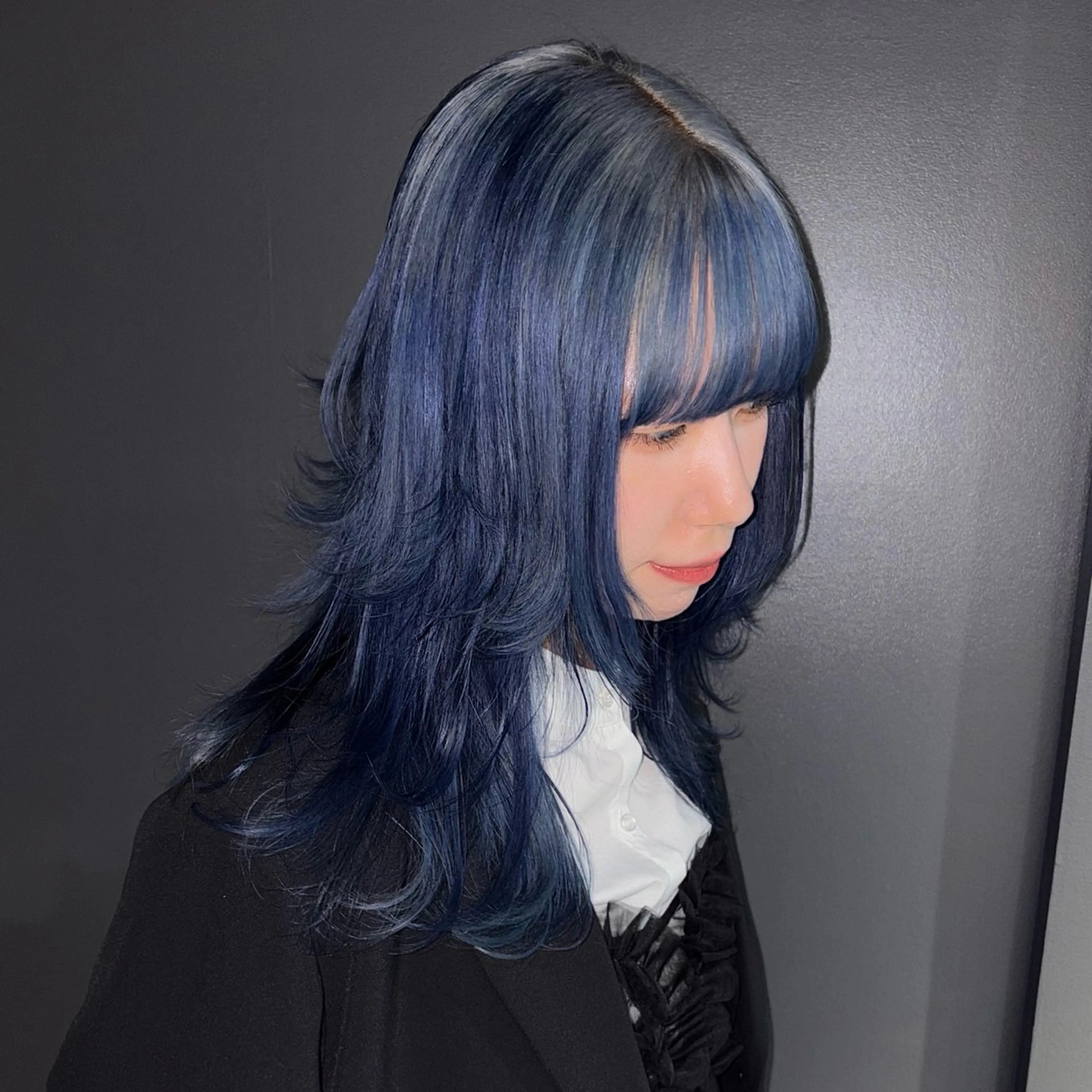 セミロング カラー ハイトーンカラー ハッシュカット カット ヘアカラー ★デザインカラー ハイトーン ももか★のヘアスタイル