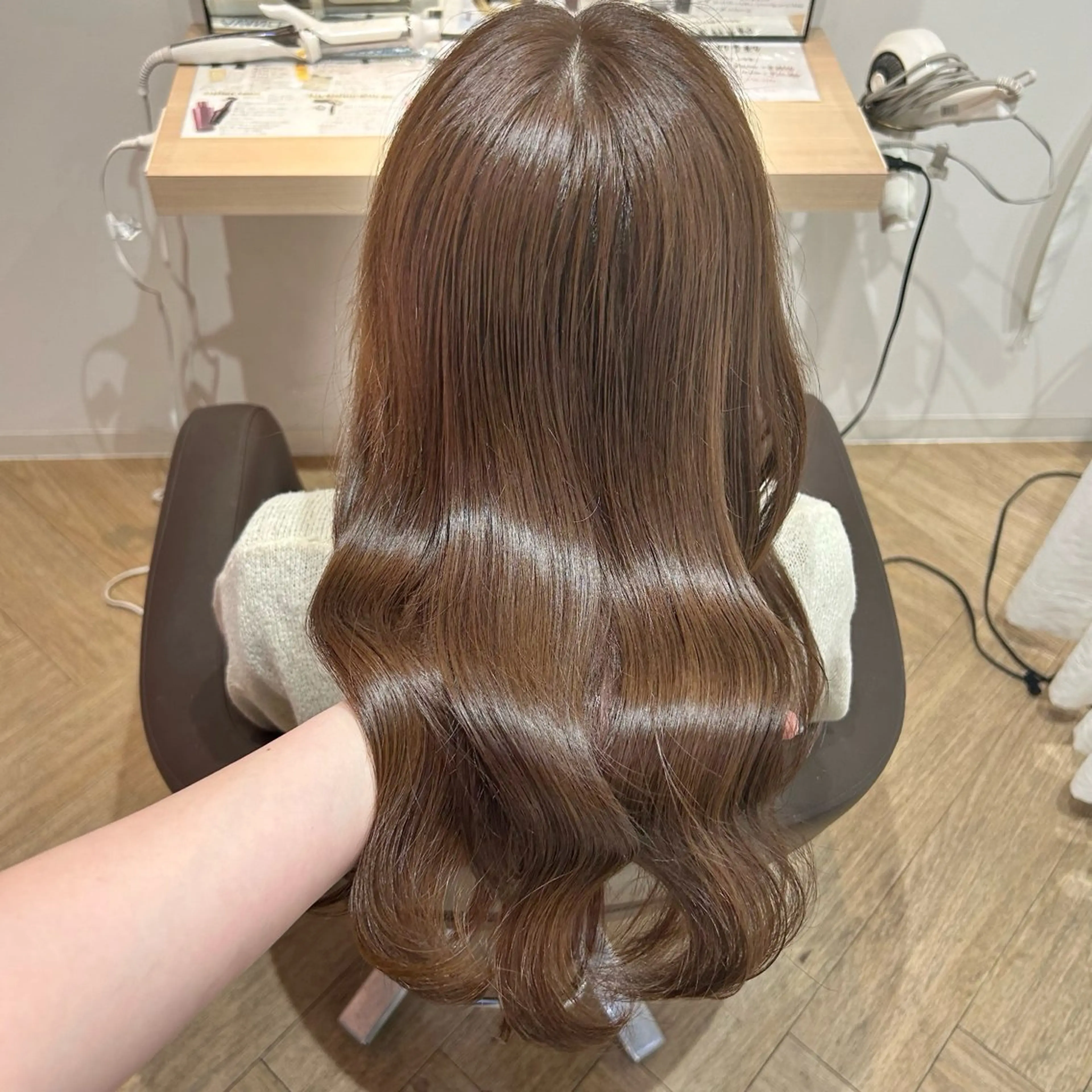 ロング カラー カット ヘアカラー トリートメント 砂野 真璃奈のヘアスタイル