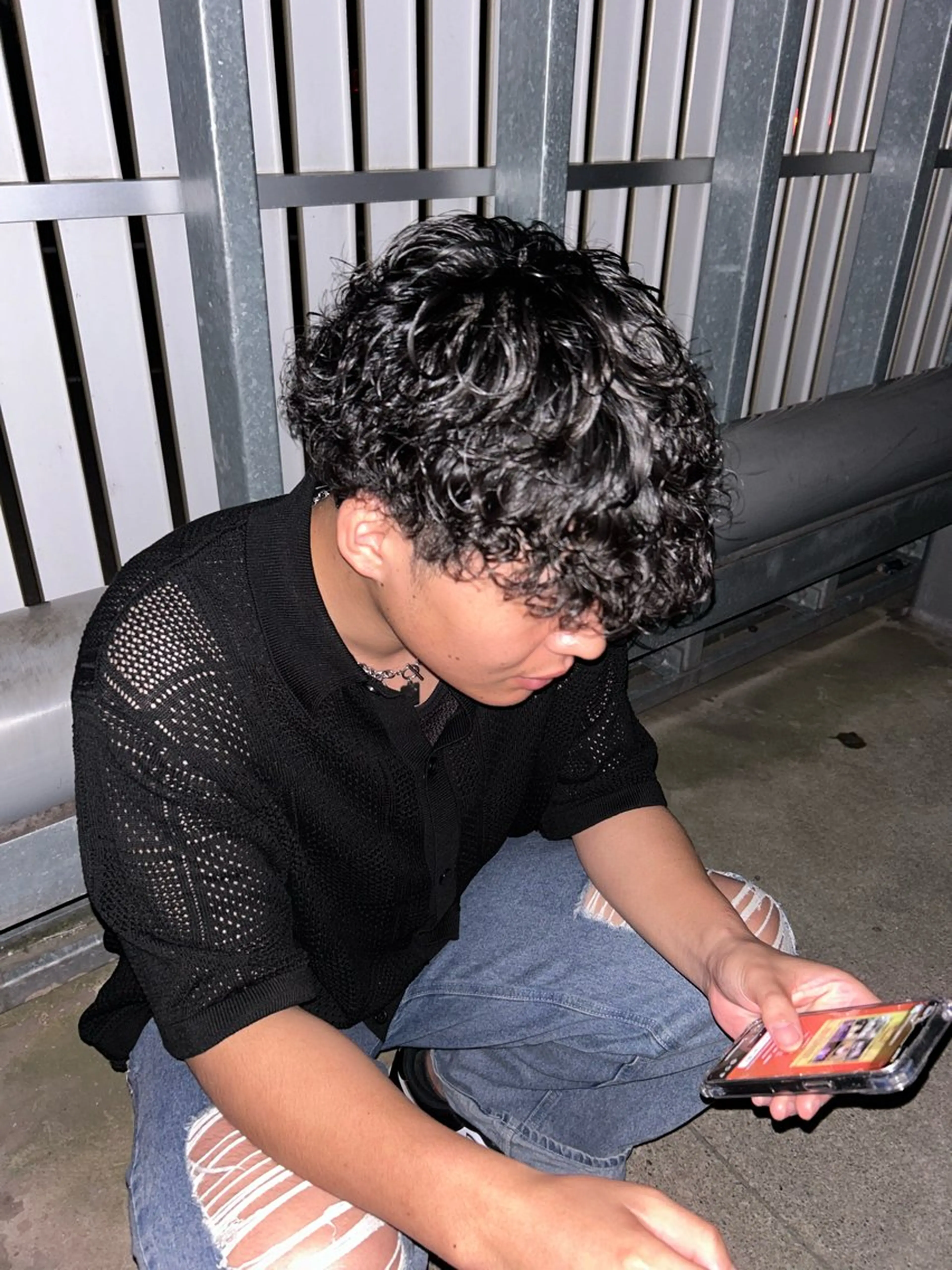 パーマ メンズ アダチ ヒナタのヘアスタイル