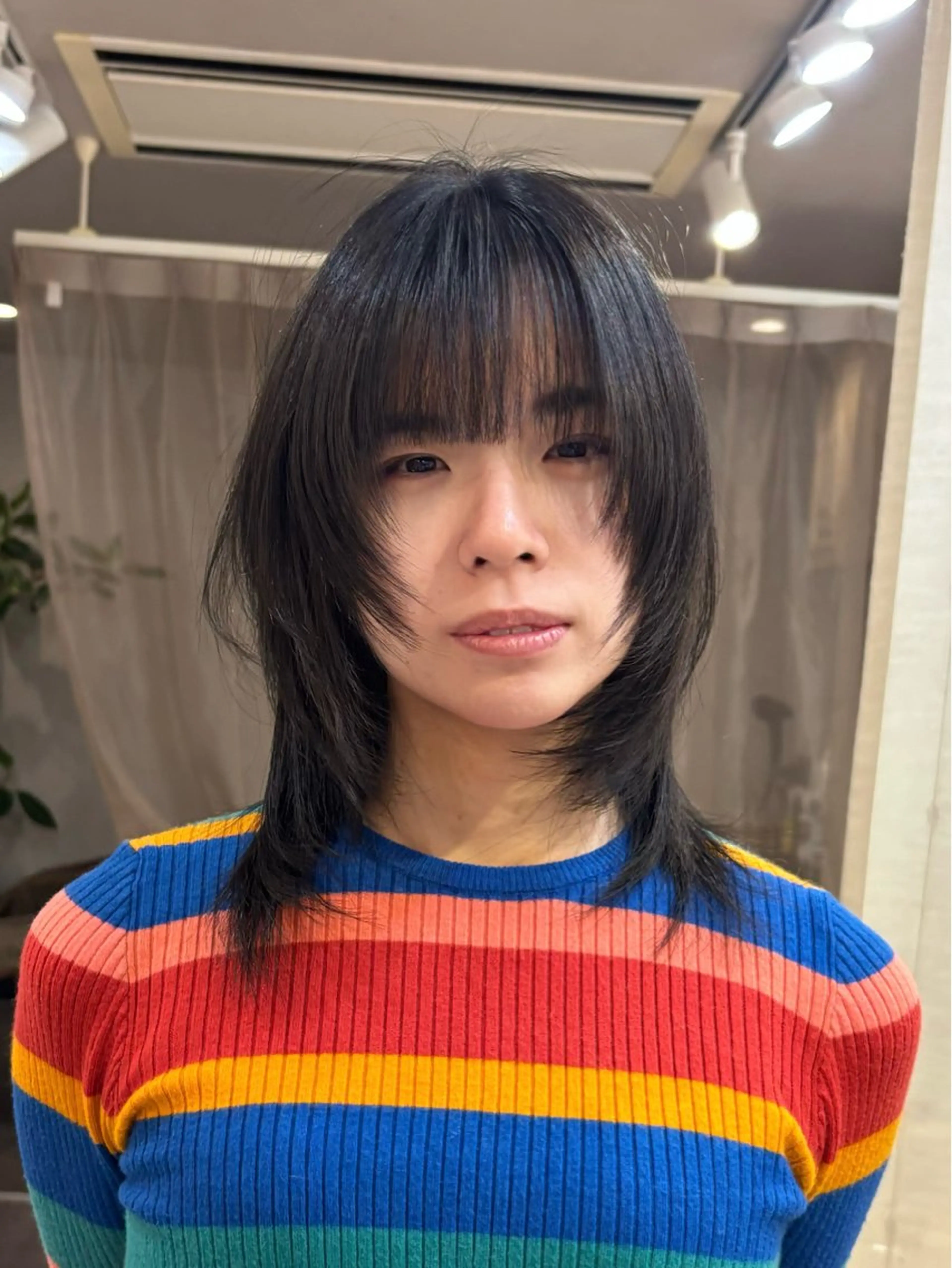 セミロング 顔周りカット レイヤーカット 野口 咲愛のヘアスタイル
