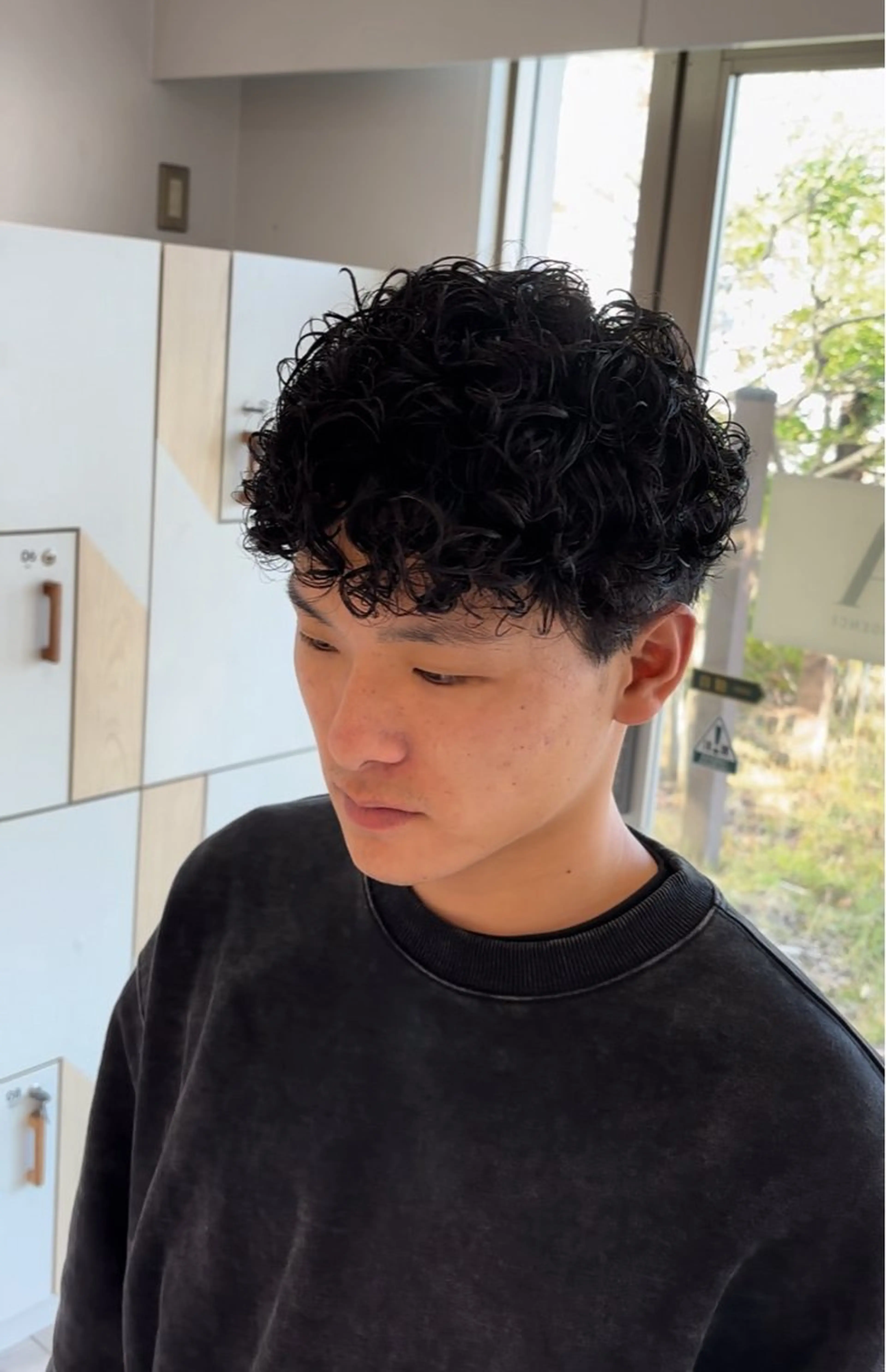 ショート パーマ メンズ 米谷 理玖のヘアスタイル