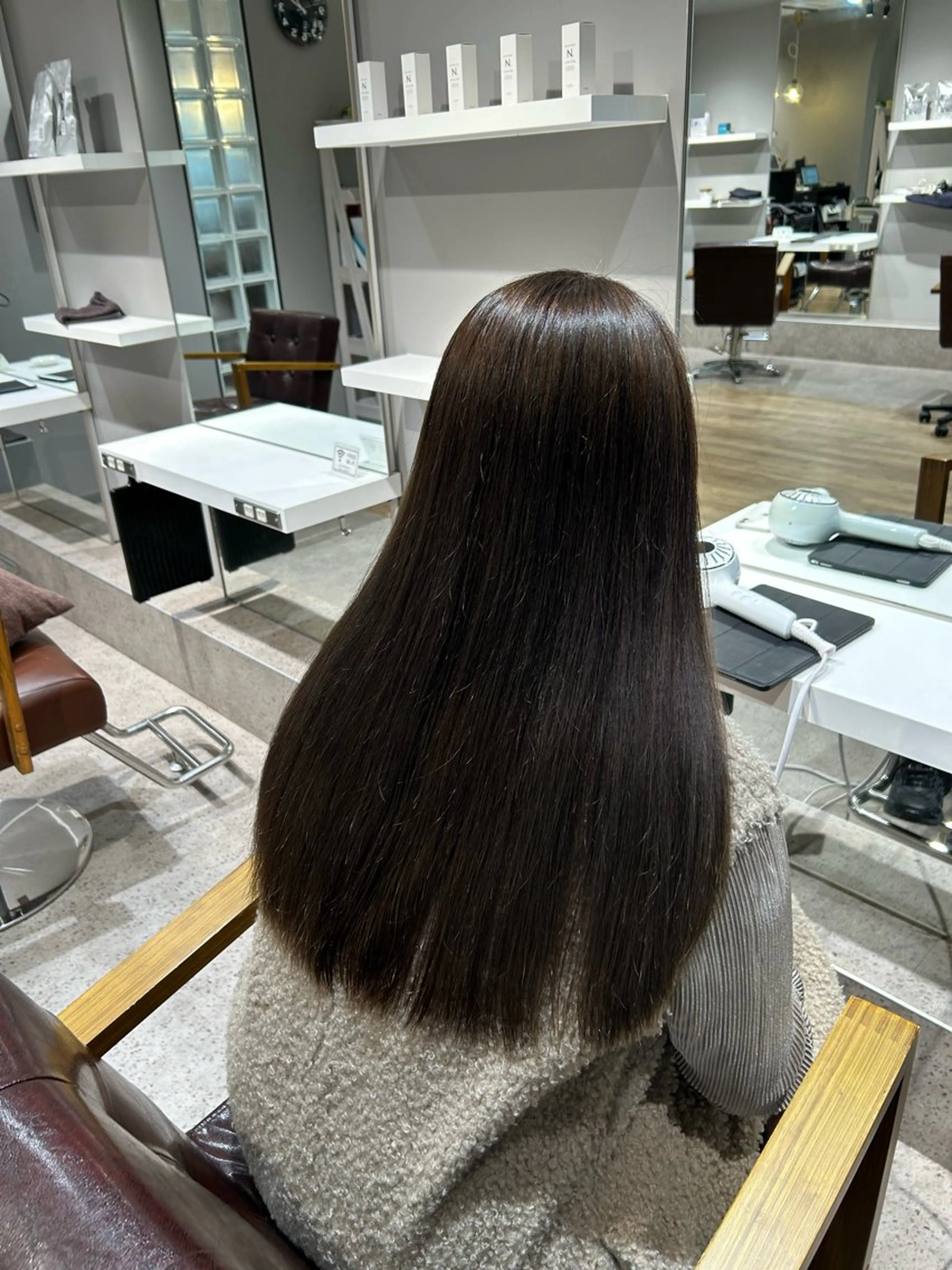 ロング カット BONIA by HEADLIGHT 大阪梅田店【ボニア バイ ヘッドライト】所属・綾/似合わせcut うめだの隠れ家サロンのヘアスタイル