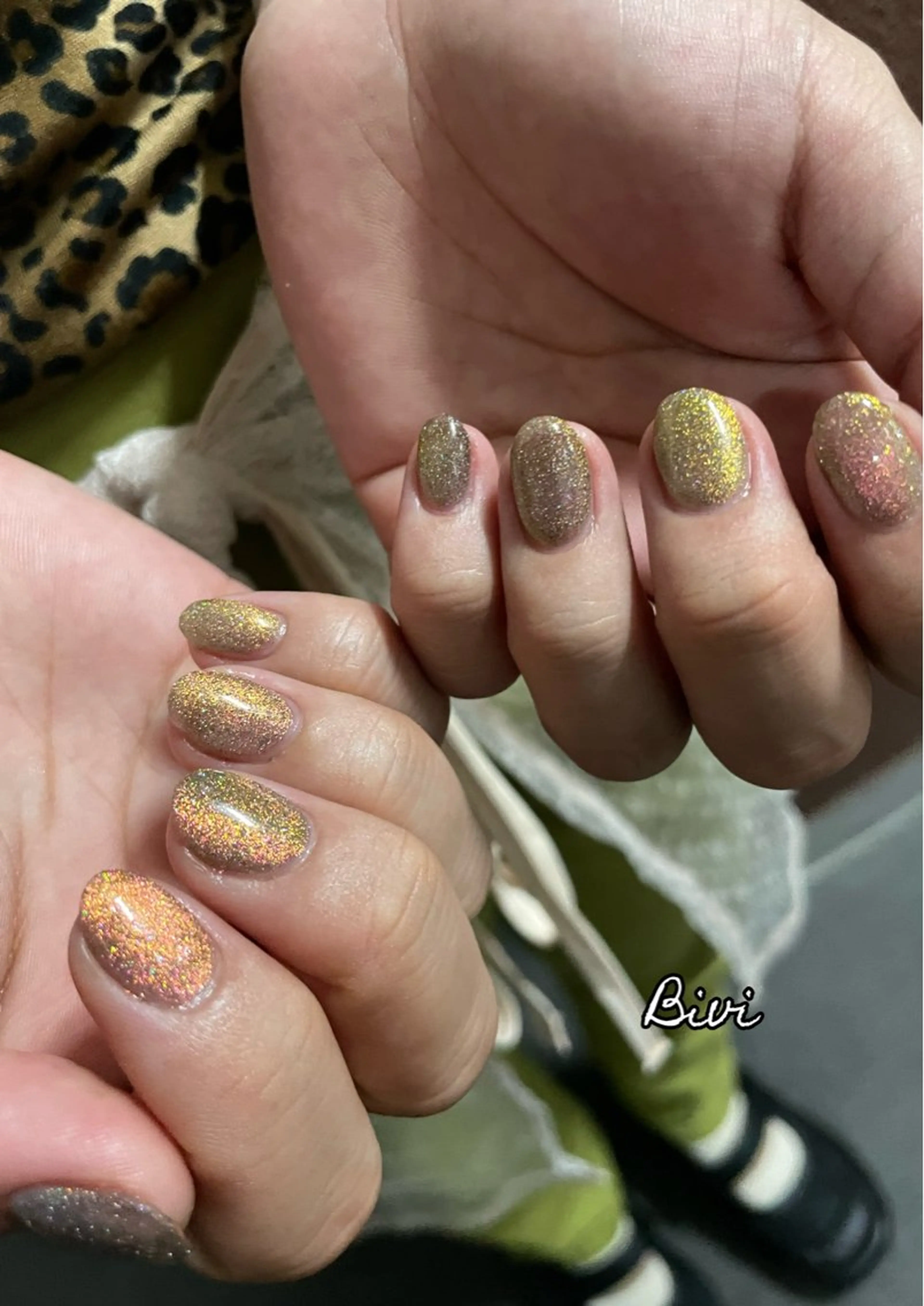 ネイル アートネイル フラッシュネイル ラメ(グリッター) マグネットネイル シルバー ハンドネイル ハンドケア ♡Bivi♡自爪に 優しいネイルサロンのネイルデザイン