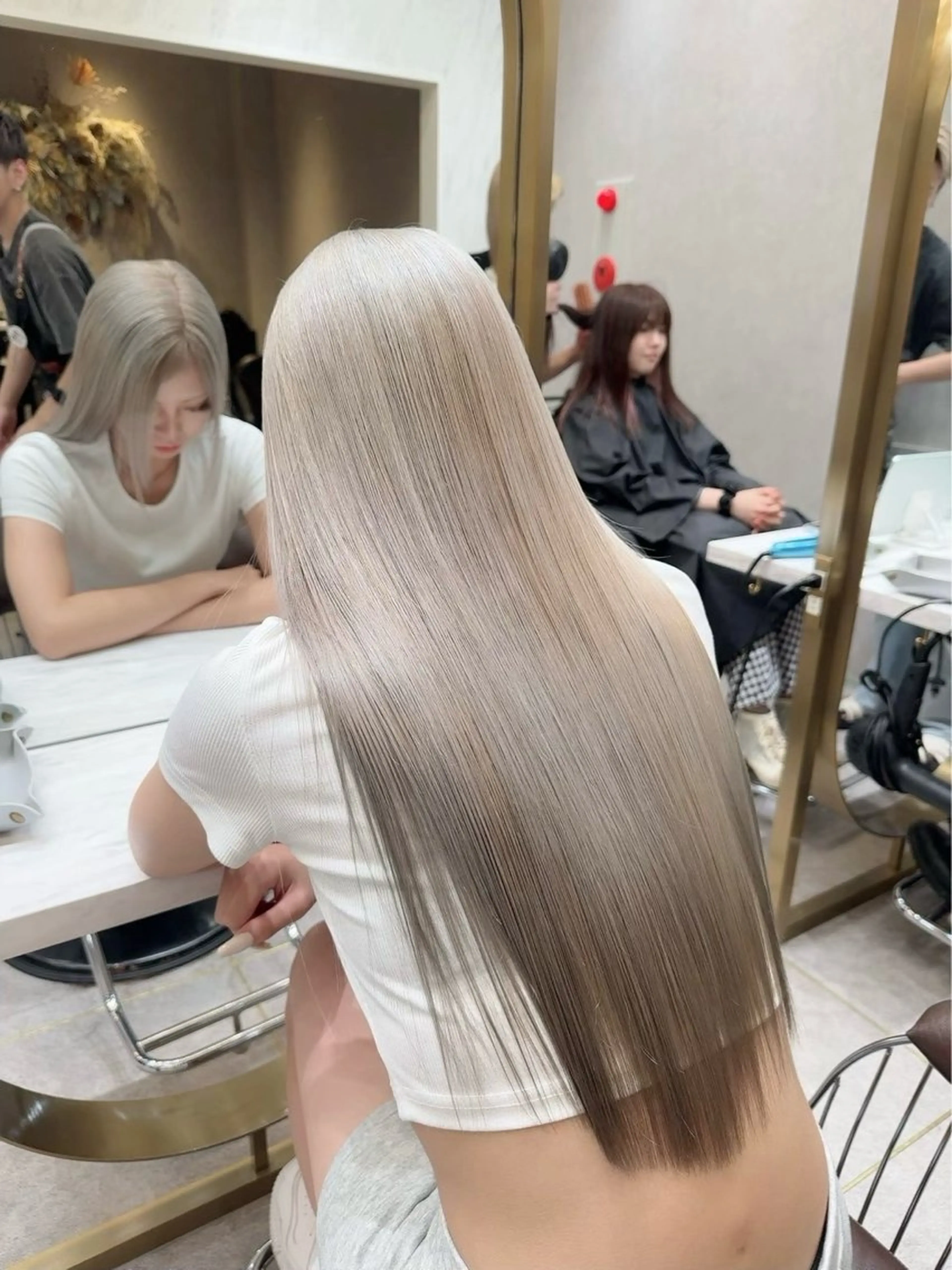 ロング ヘアカラー トリートメント ゆーだい🇰🇷韓国 🇰🇷×髪質改善のヘアスタイル