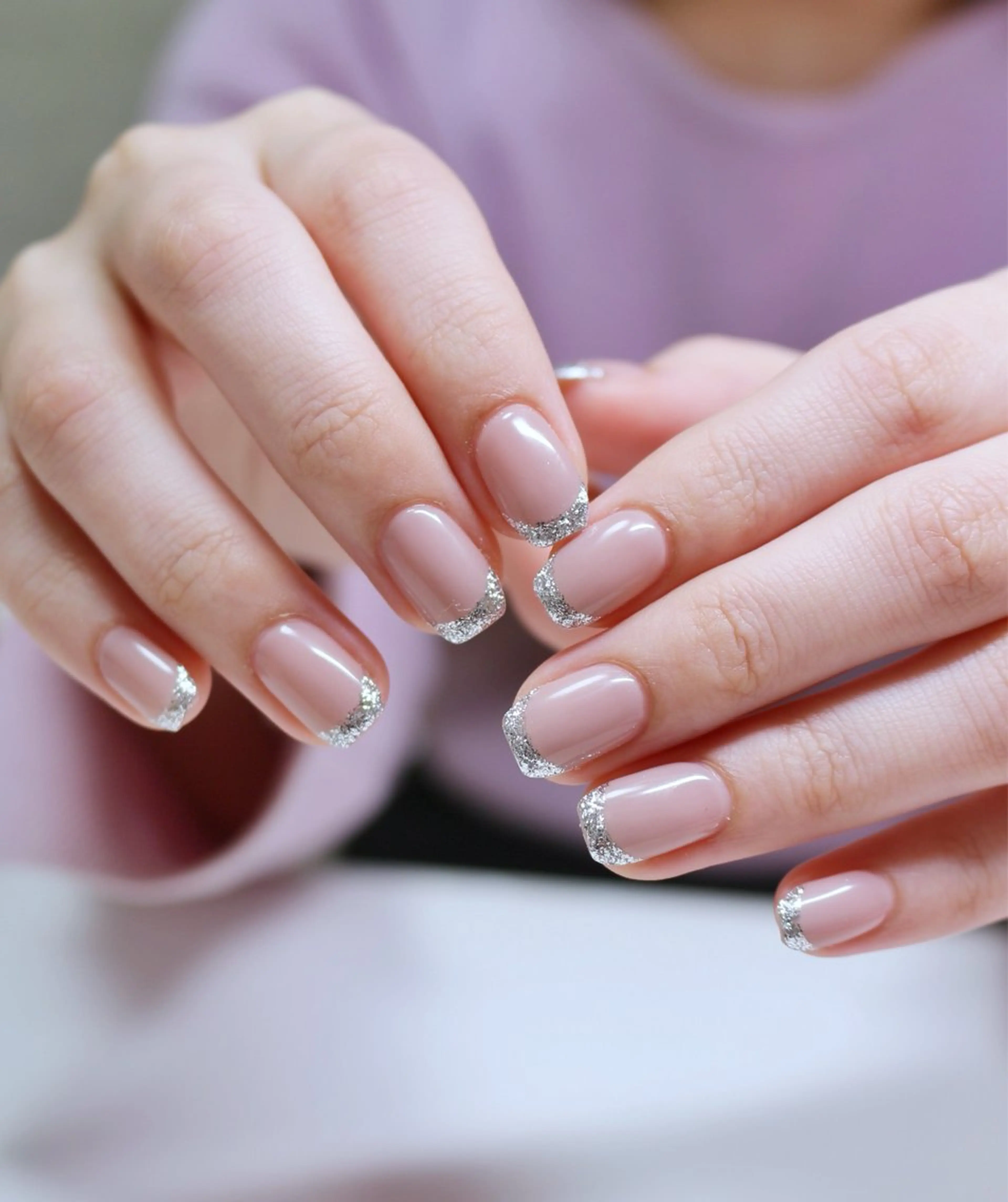 ネイル フレンチネイル キラキラネイル 韓国ネイル ラメ(グリッター) シンプルネイル ハンドネイル Baku Nailsのネイルデザイン