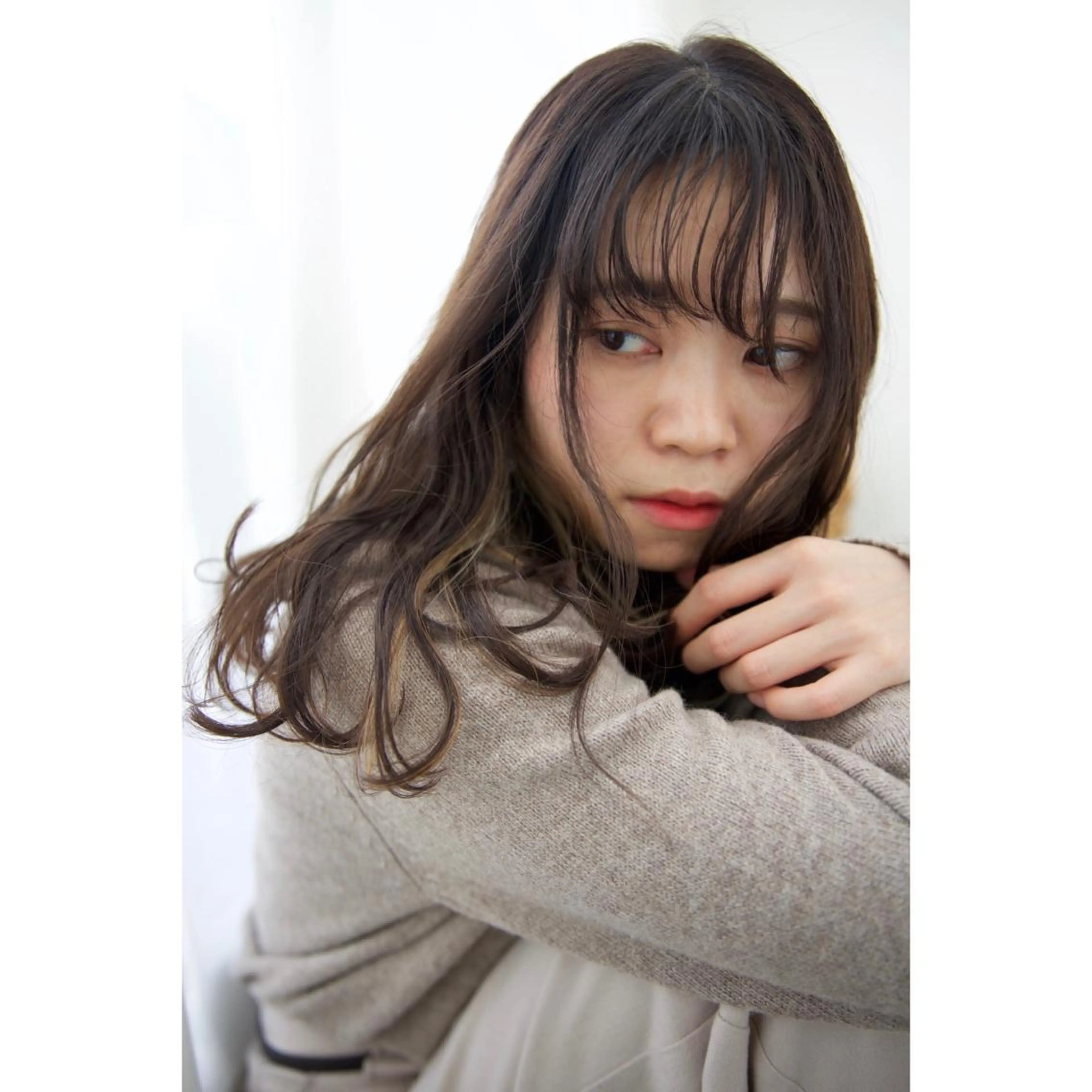 セミロング カラー カット ヘアカラー fio マナミのヘアスタイル