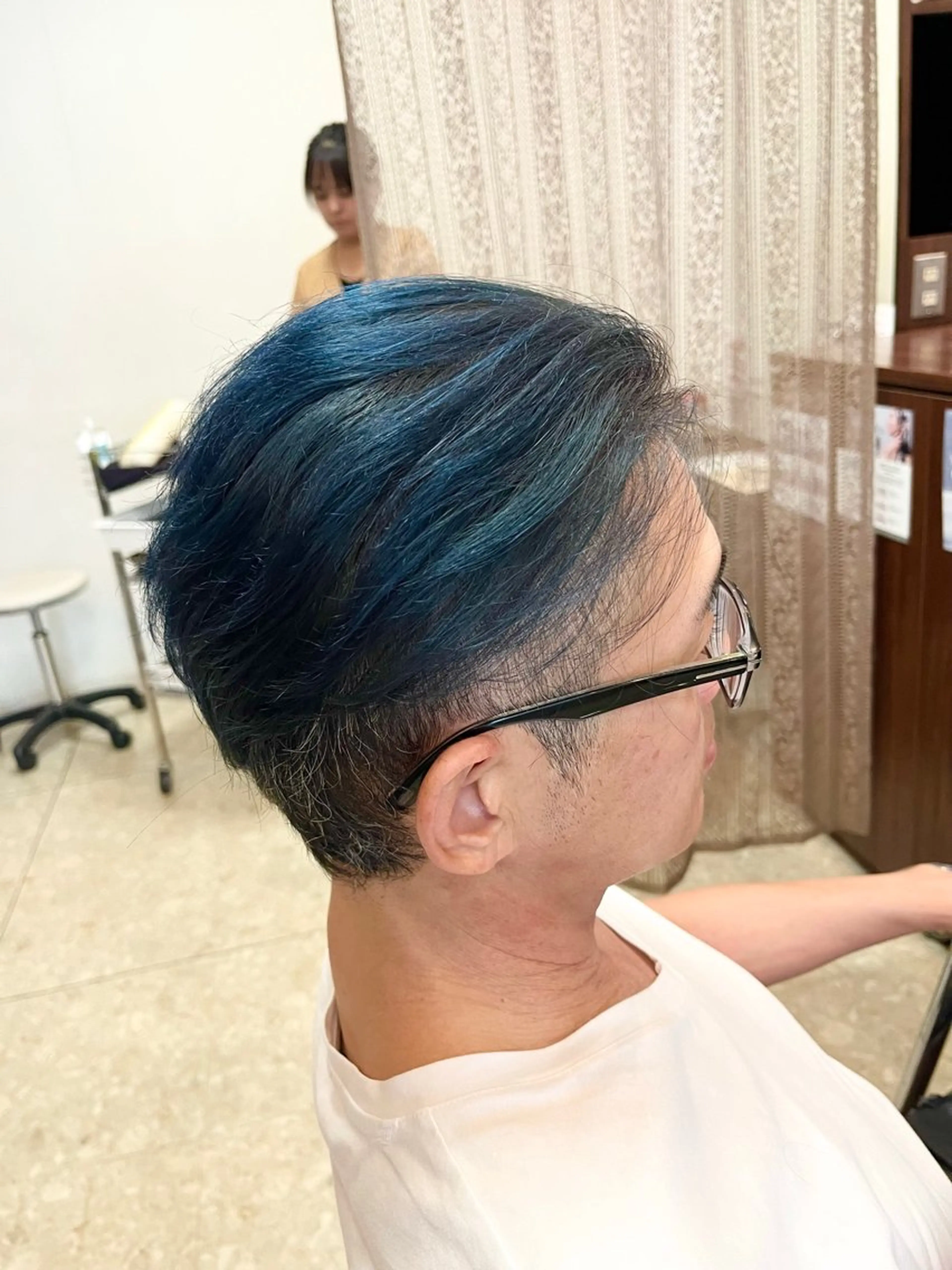 カラー メンズ 花城 沙也加のヘアスタイル