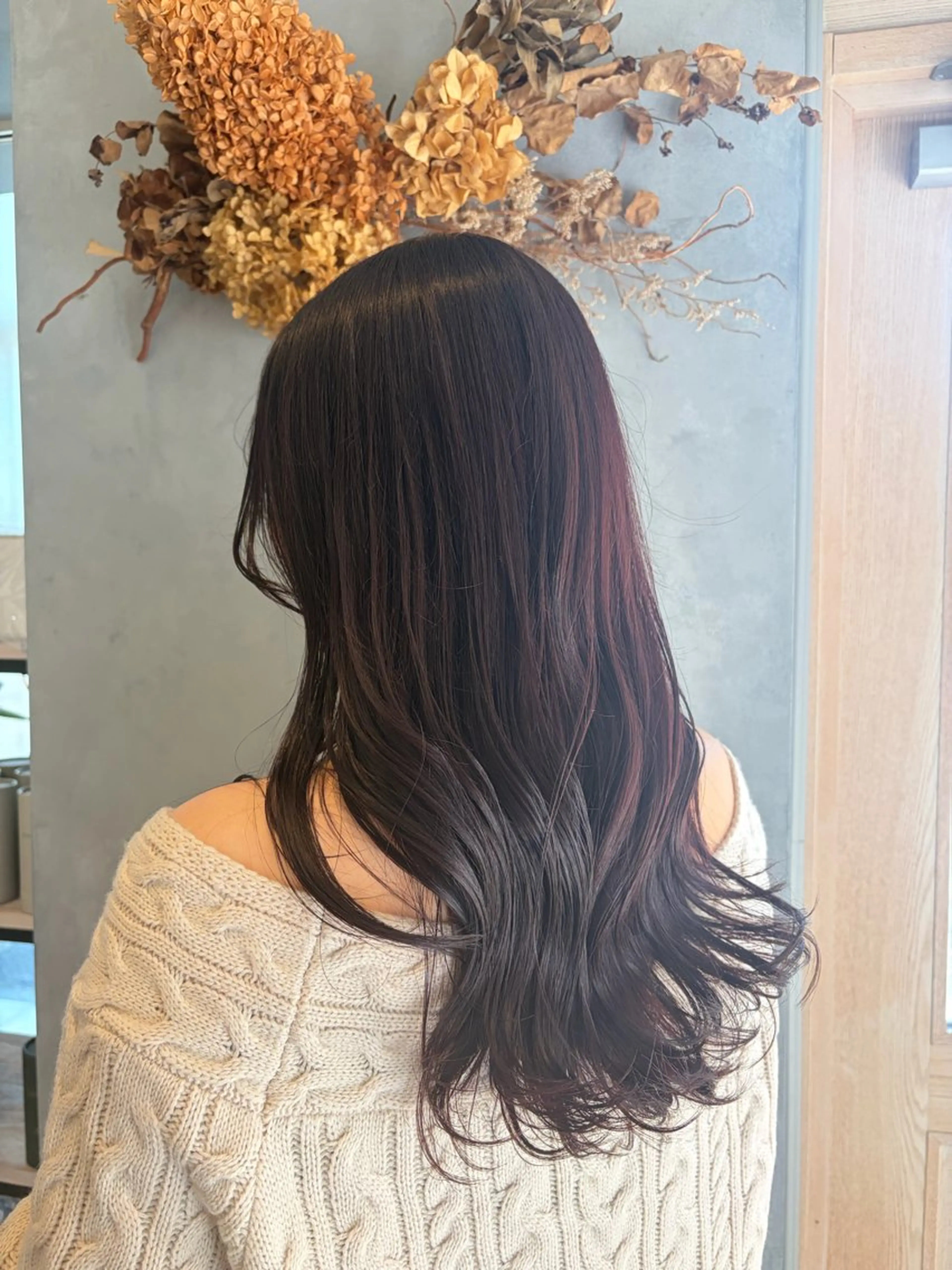 ロング ヘアカラー トリートメント アイナ ROCCOのヘアスタイル