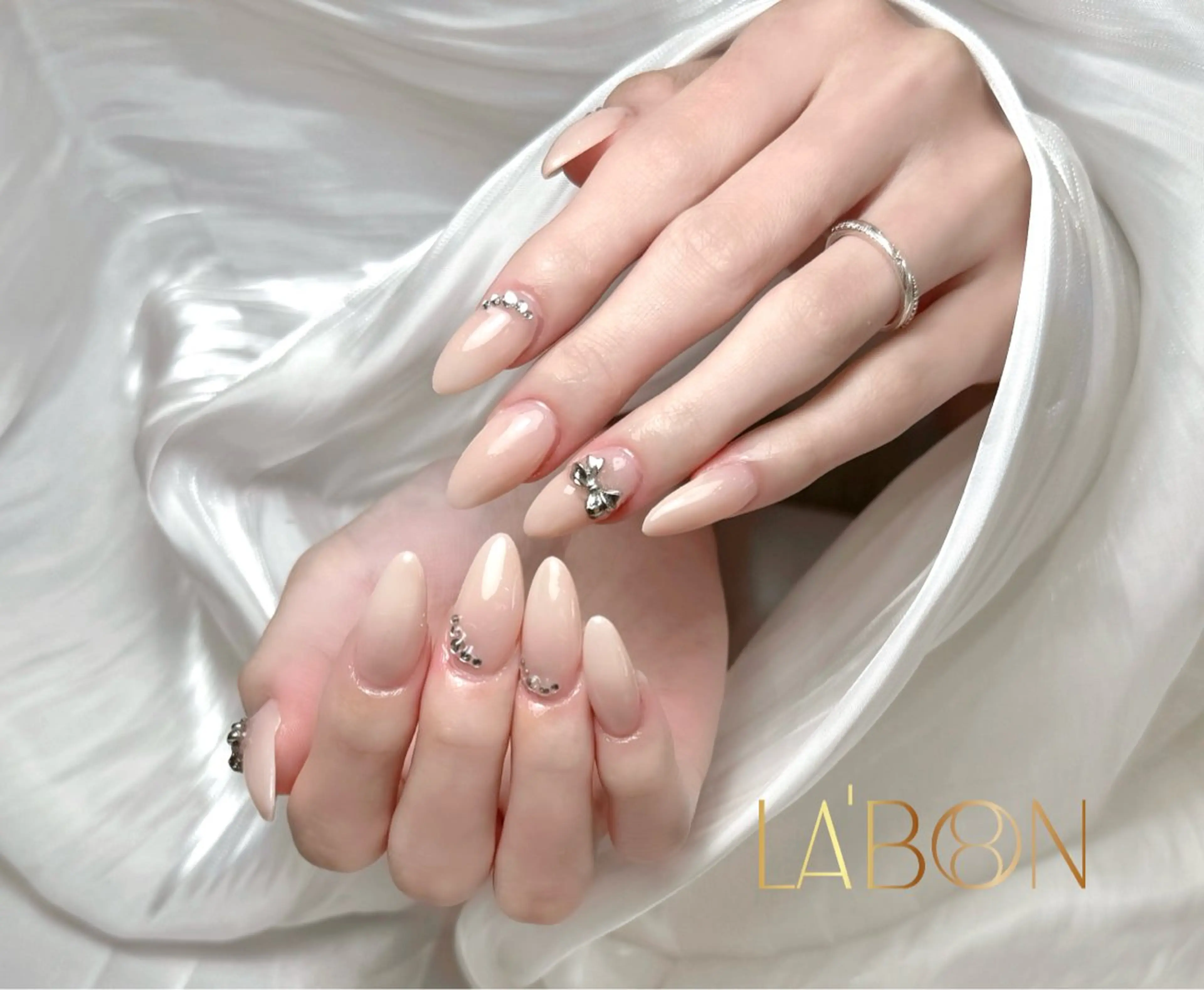 ネイル アートネイル ジェルネイル キラキラネイル 韓国ネイル ロングネイル Labon Nails Artのネイルデザイン