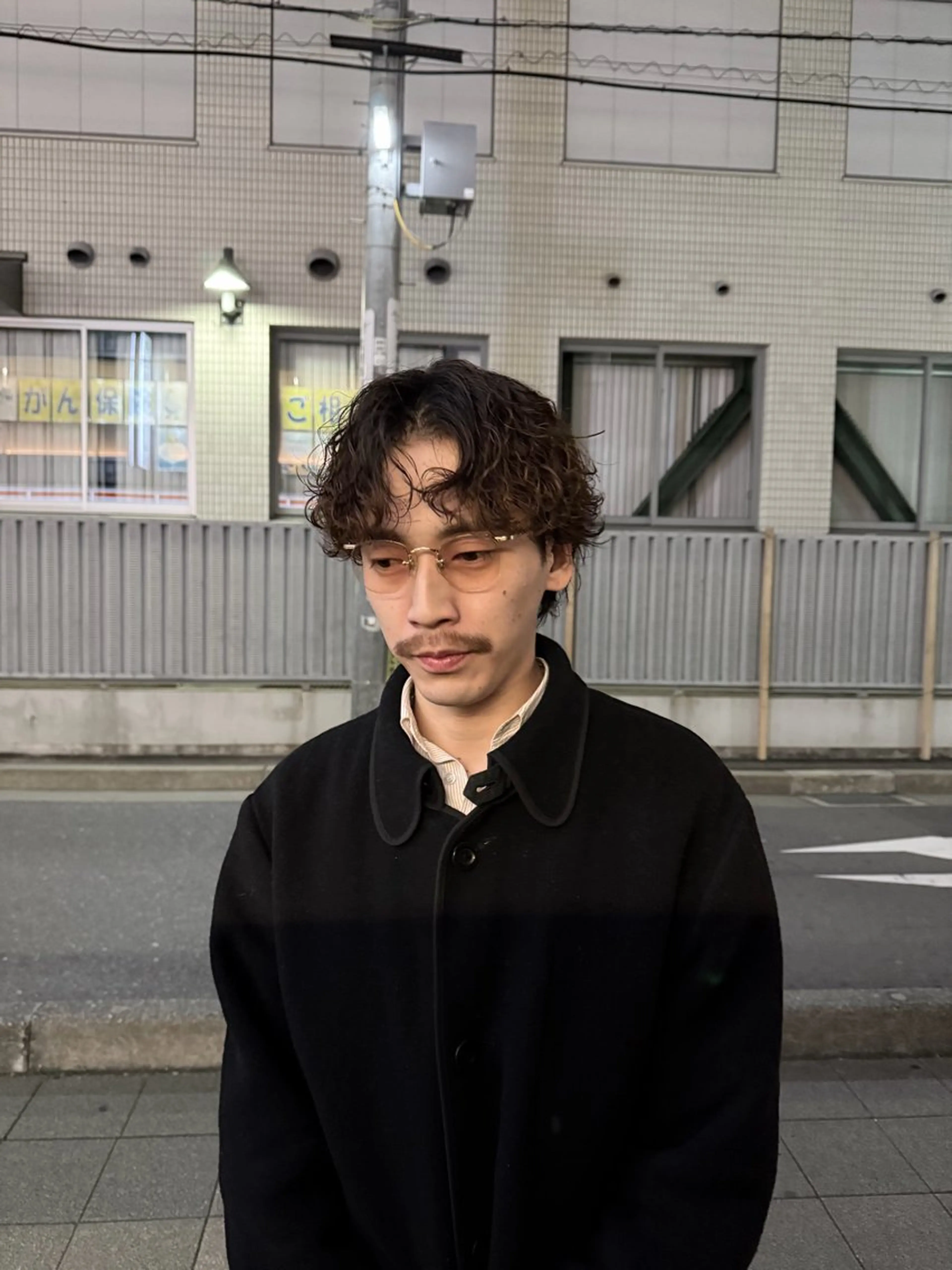 パーマ メンズ フェザーパーマ メンズパーマ スパイキーショート ニュアンスパーマ カット パーマ 大阪茶屋町 メンズカット関田拳のヘアスタイル