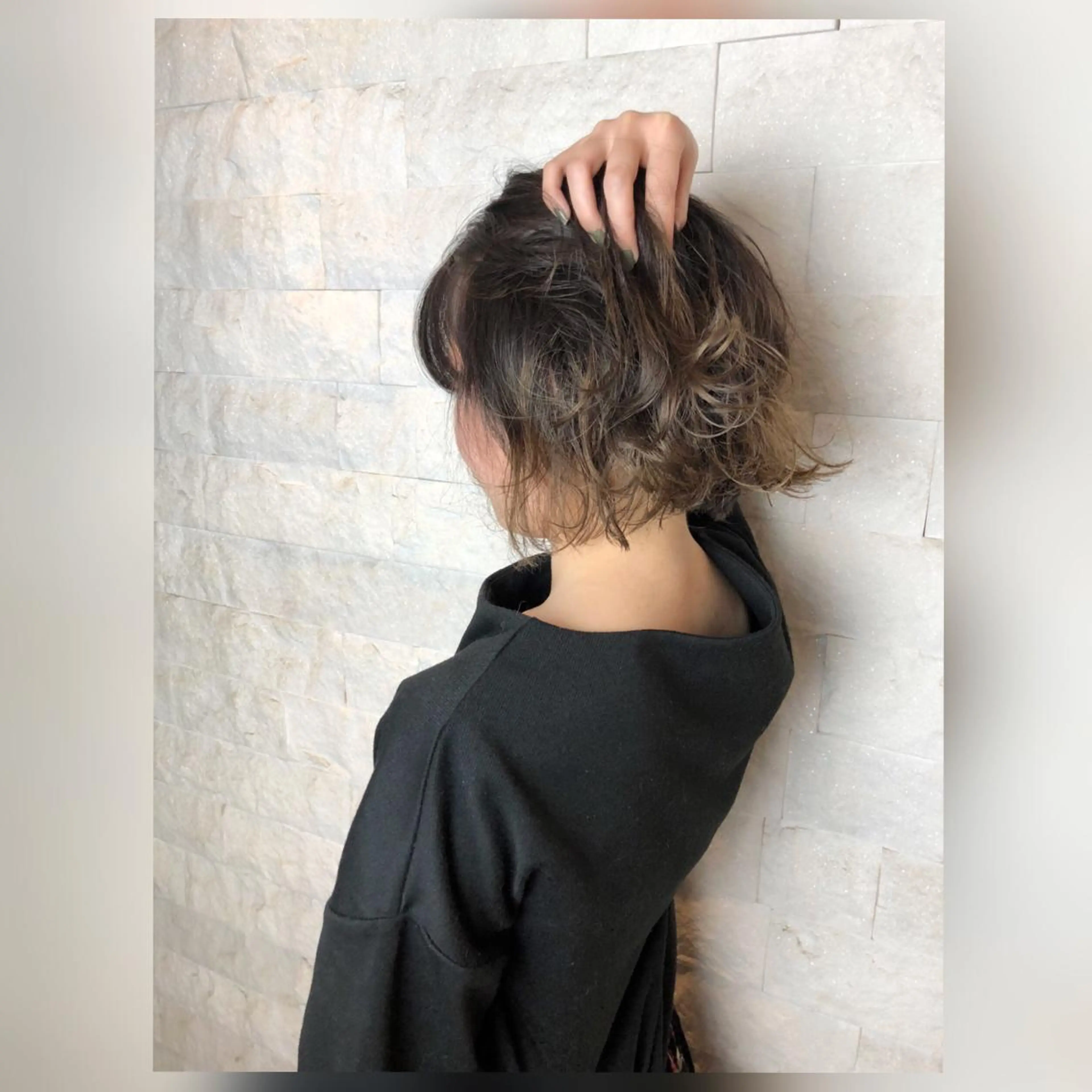 ショート 圧倒的美髪ストレート ツダケイタロウのヘアスタイル