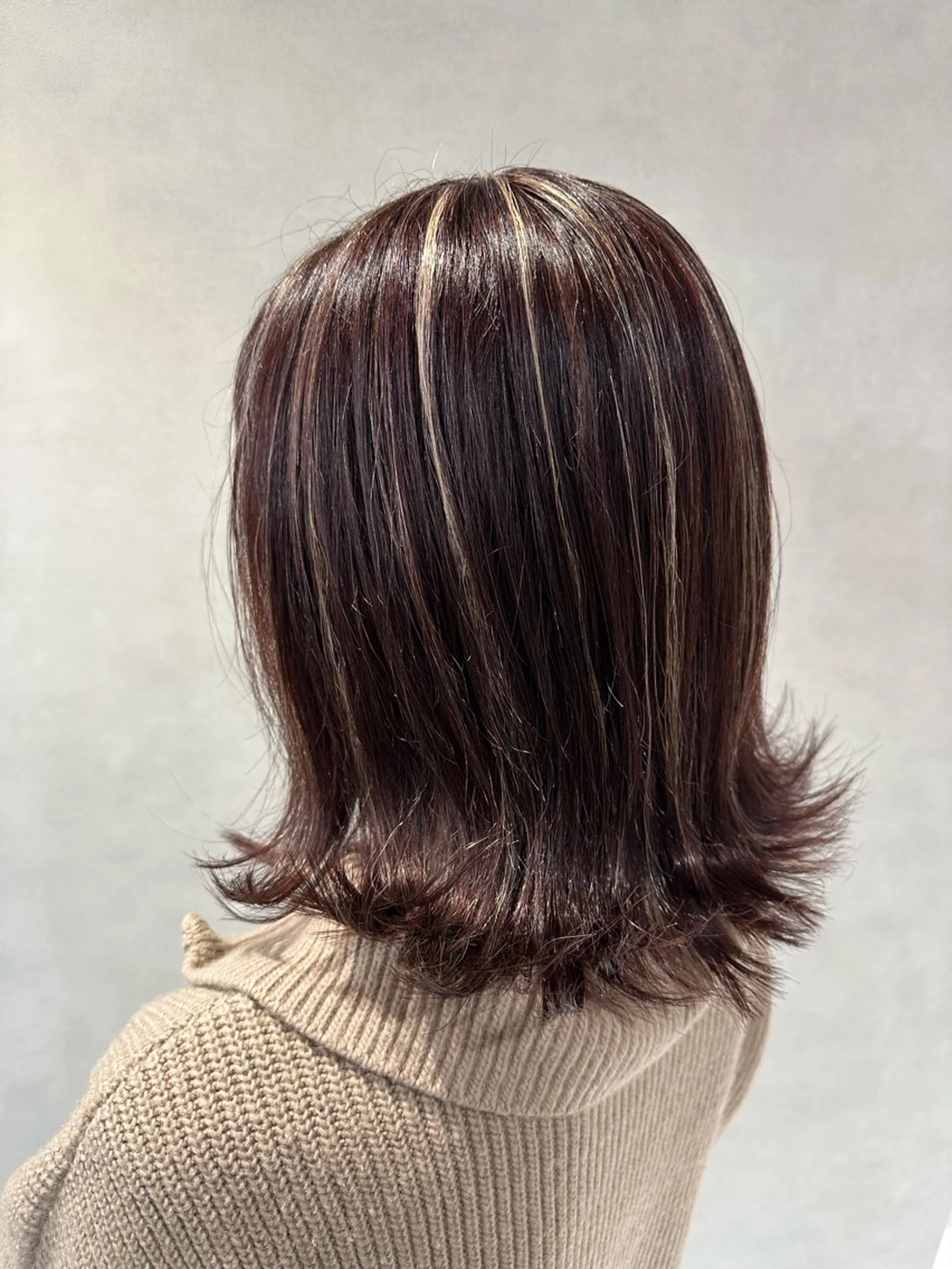 ミディアム カラー ミディアムパーマ 透明感カラー ハイライトカラー 顔周りカット ハイライト 💎ハイライトカラー /髪質改善カラー💎のヘアスタイル