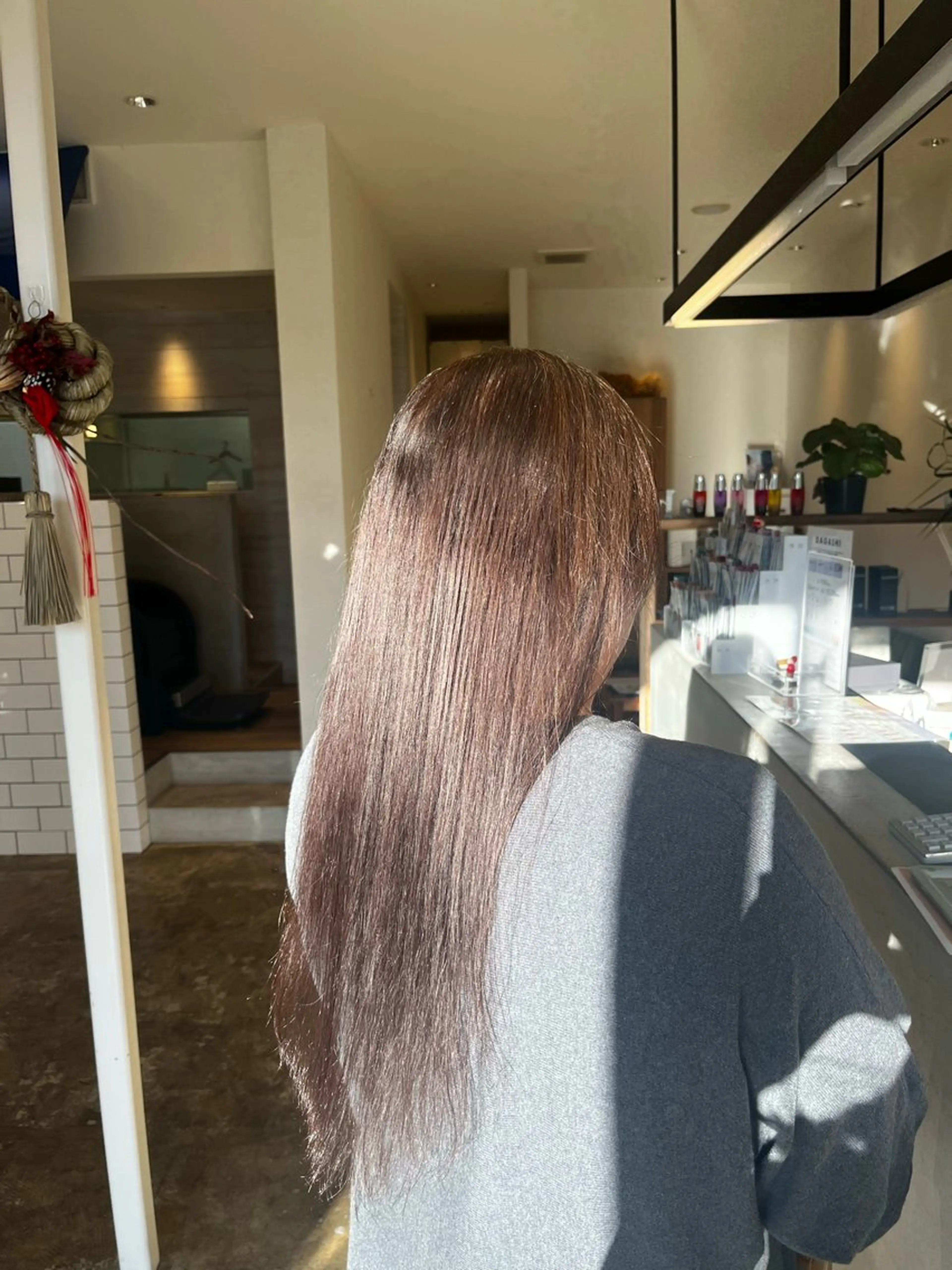 ロング カラー 坂下 かのんのヘアスタイル