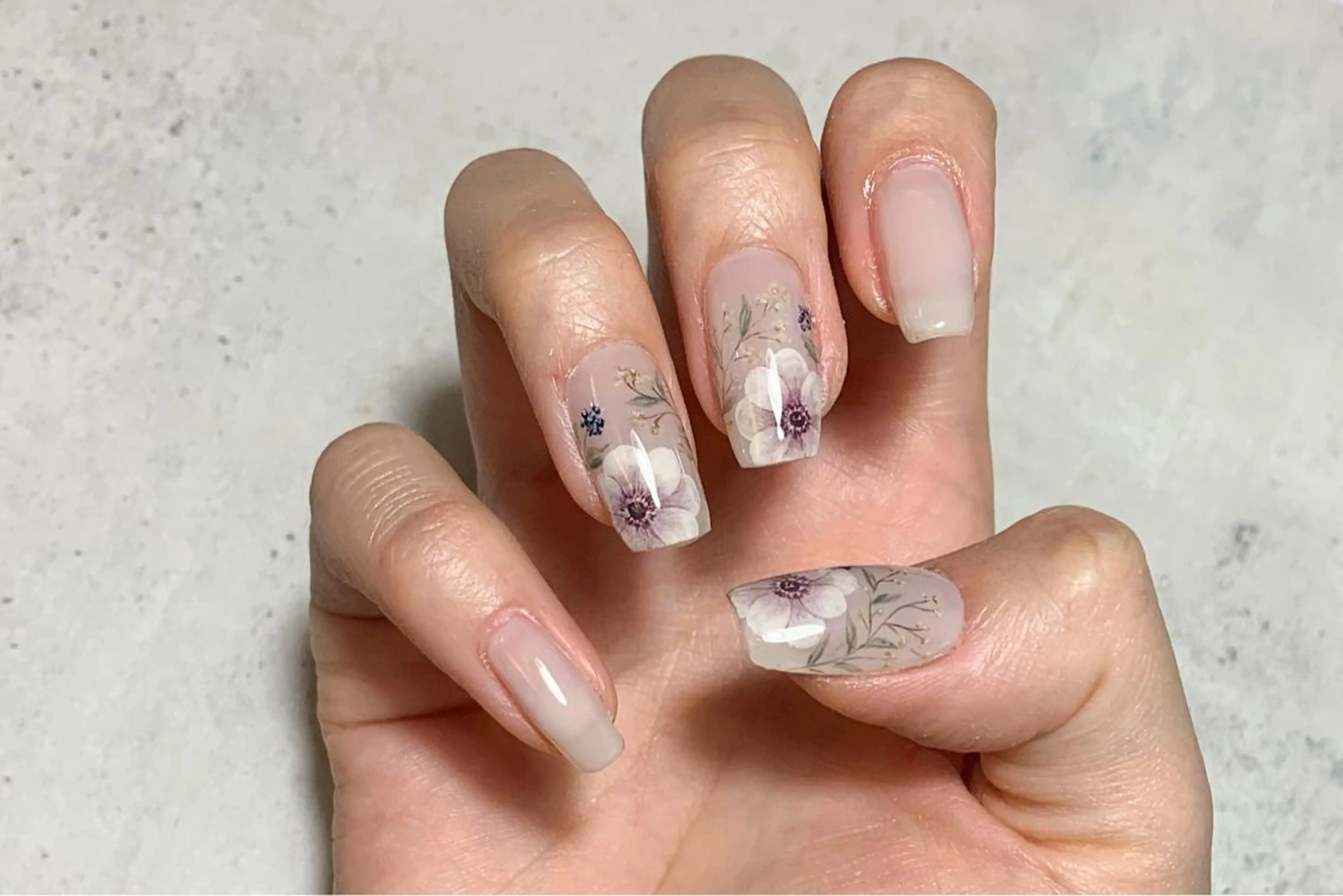 ネイル ハンドネイル FIORITURA aiのネイルデザイン