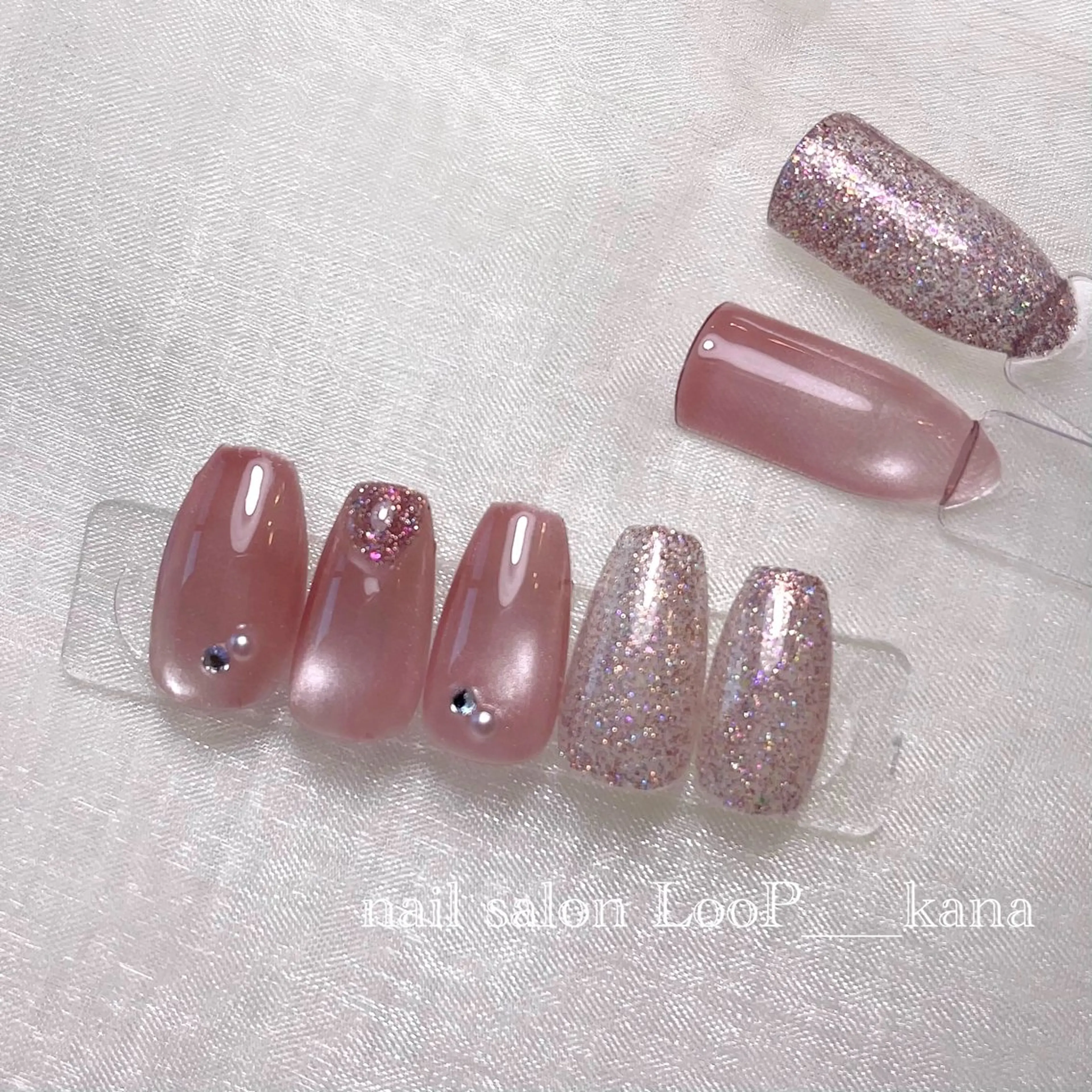 ネイル キラキラネイル ピンク ぷっくりネイル ハンドネイル ネイルモデル募集中 LooP-kanaのネイルデザイン