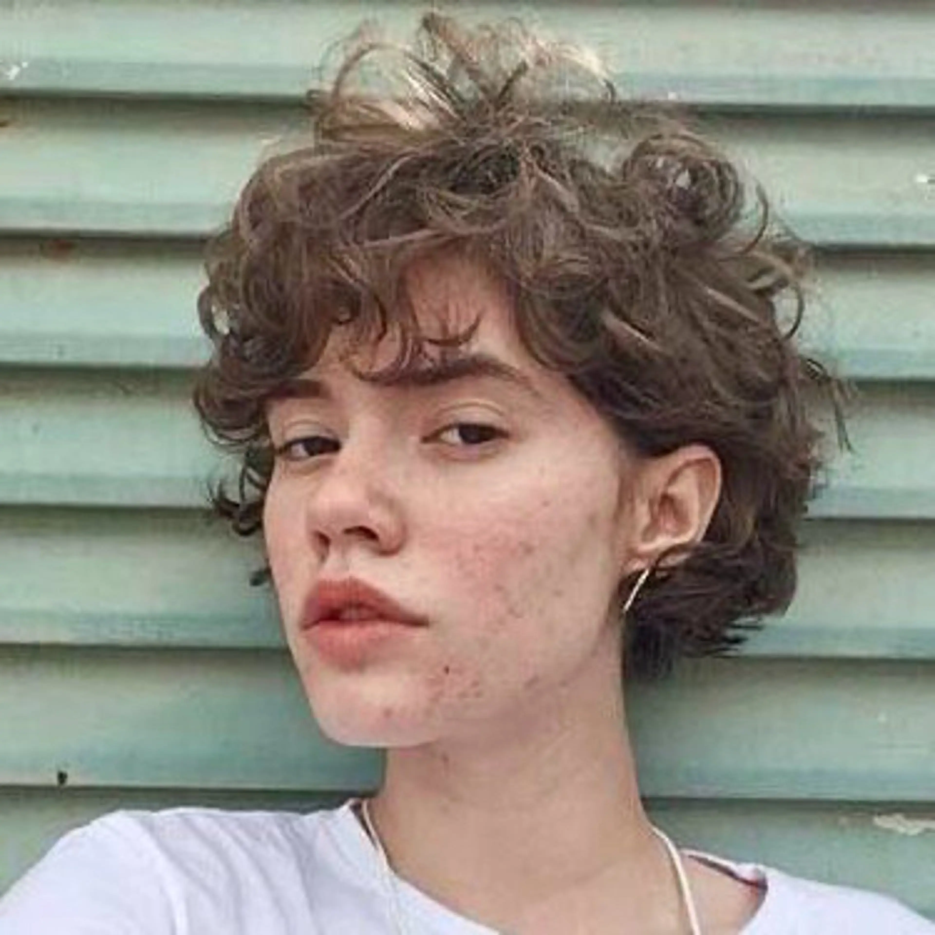 ミディアム パーマ パーマ ✴︎UNU ✴︎モエカのヘアスタイル