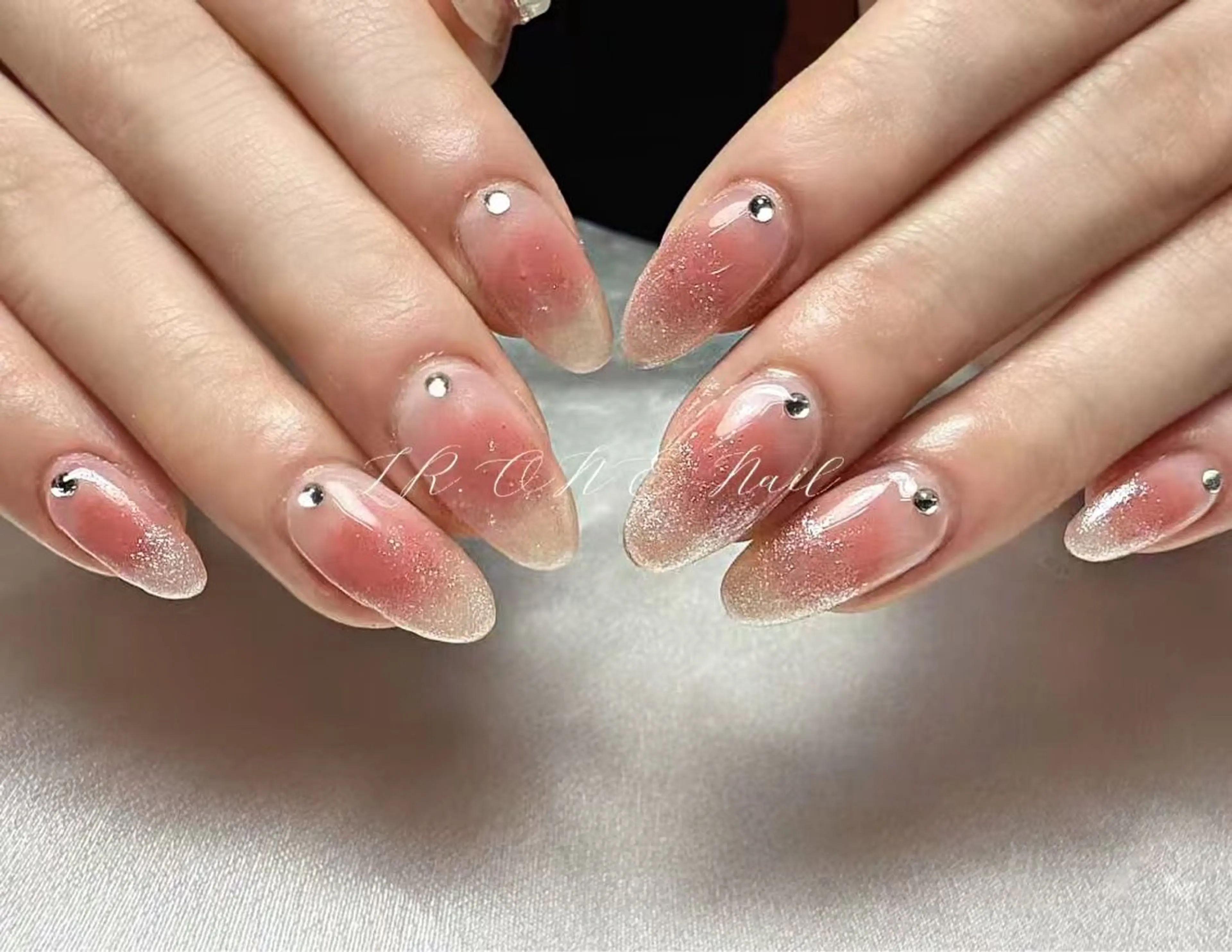 ネイル LR.ONE ヨウのネイルデザイン