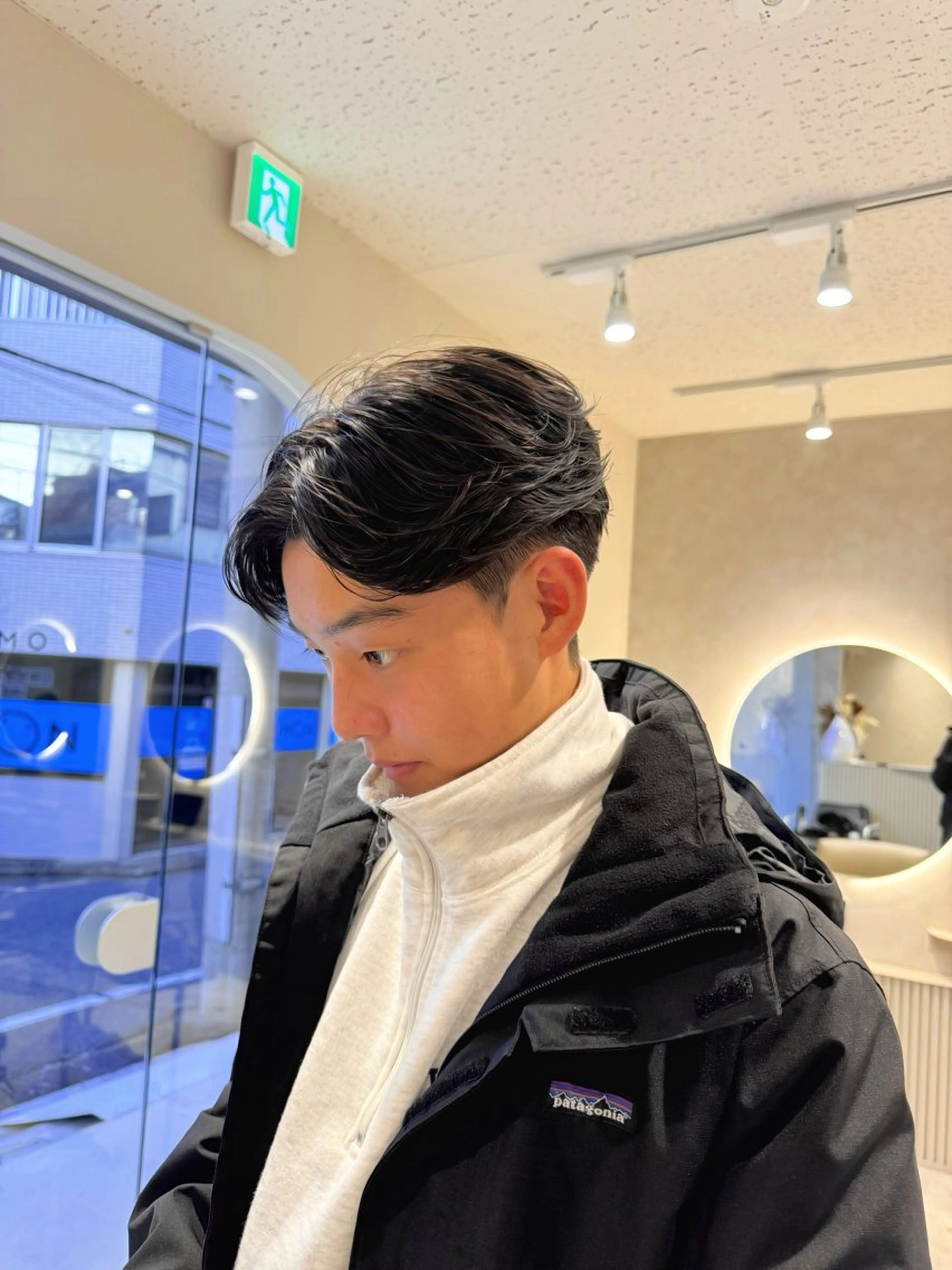 カラー パーマ メンズ 艶レイヤー🍊 加藤隆也のヘアスタイル