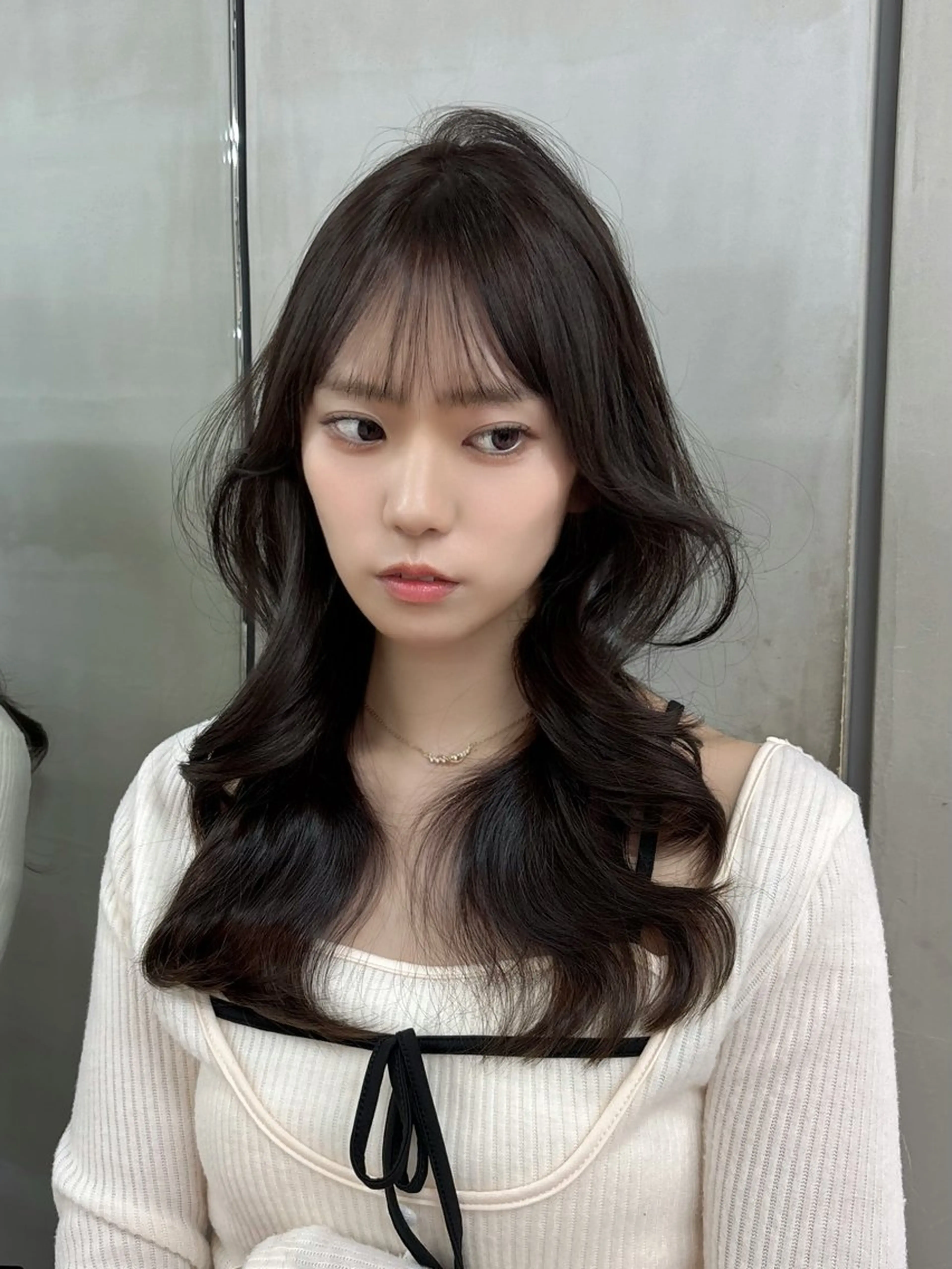 ミディアム カラー ミディアムレイヤー 透明感カラー ボブ 顔まわりレイヤー 韓国風ヘア 【博多髪質改善】 吉村　清志のヘアスタイル