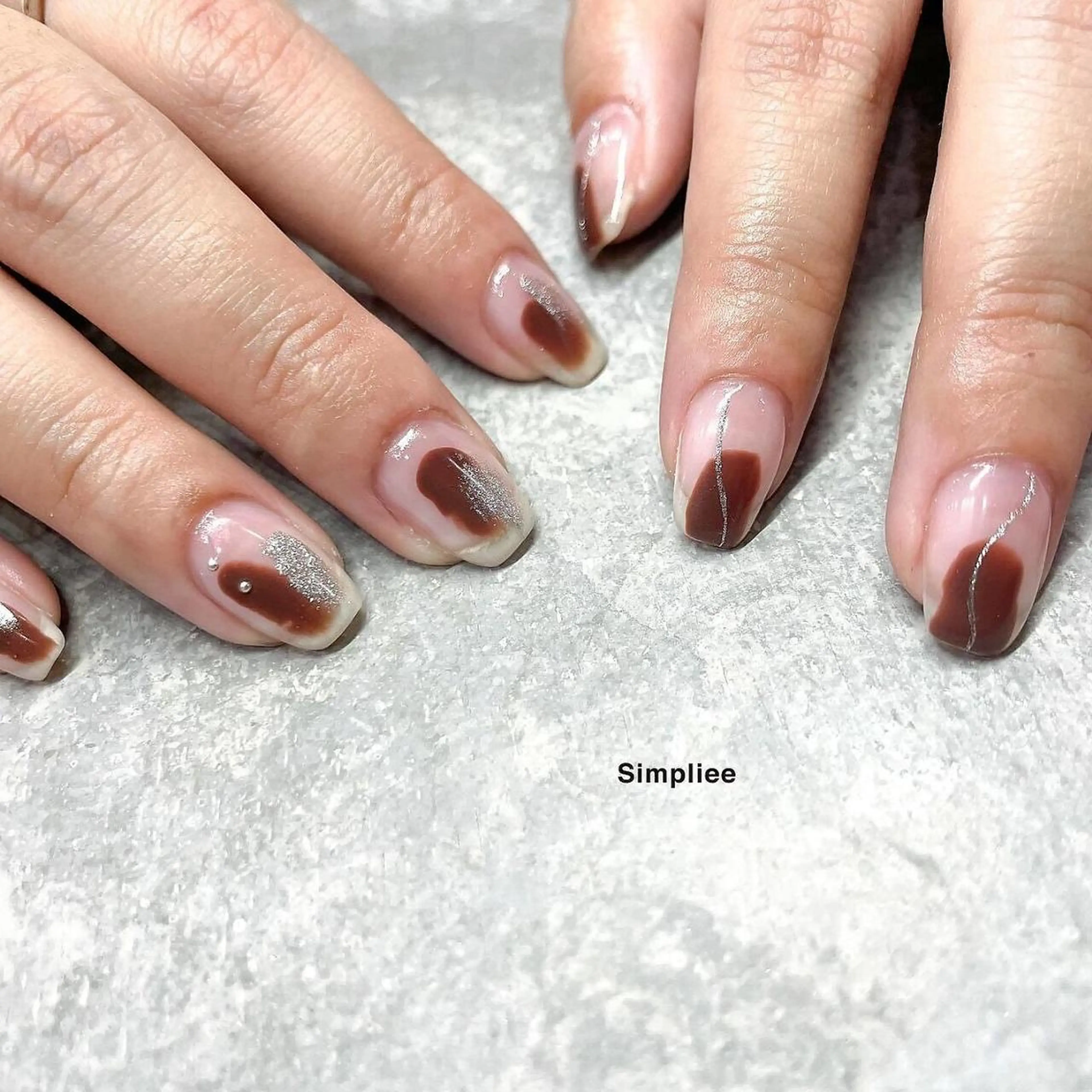 ネイル クリアネイル ニュアンスネイル ハンドネイル Simpliee💄 豊田のネイルデザイン