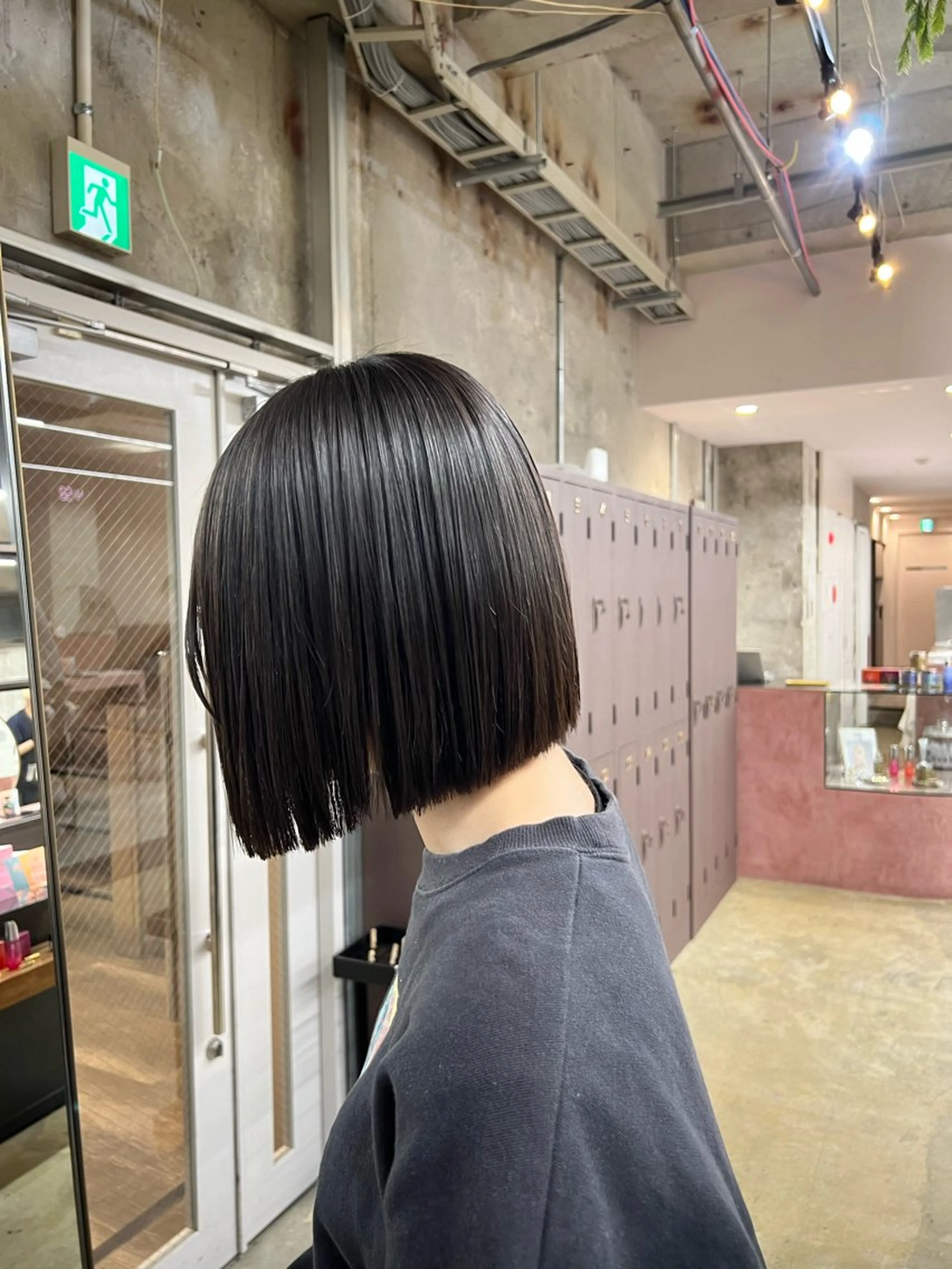 ミディアム 切りっぱなしボブ ボブ カット 縮毛矯正 azumi/ボブ/暖 色/オリーブ/縮毛のヘアスタイル