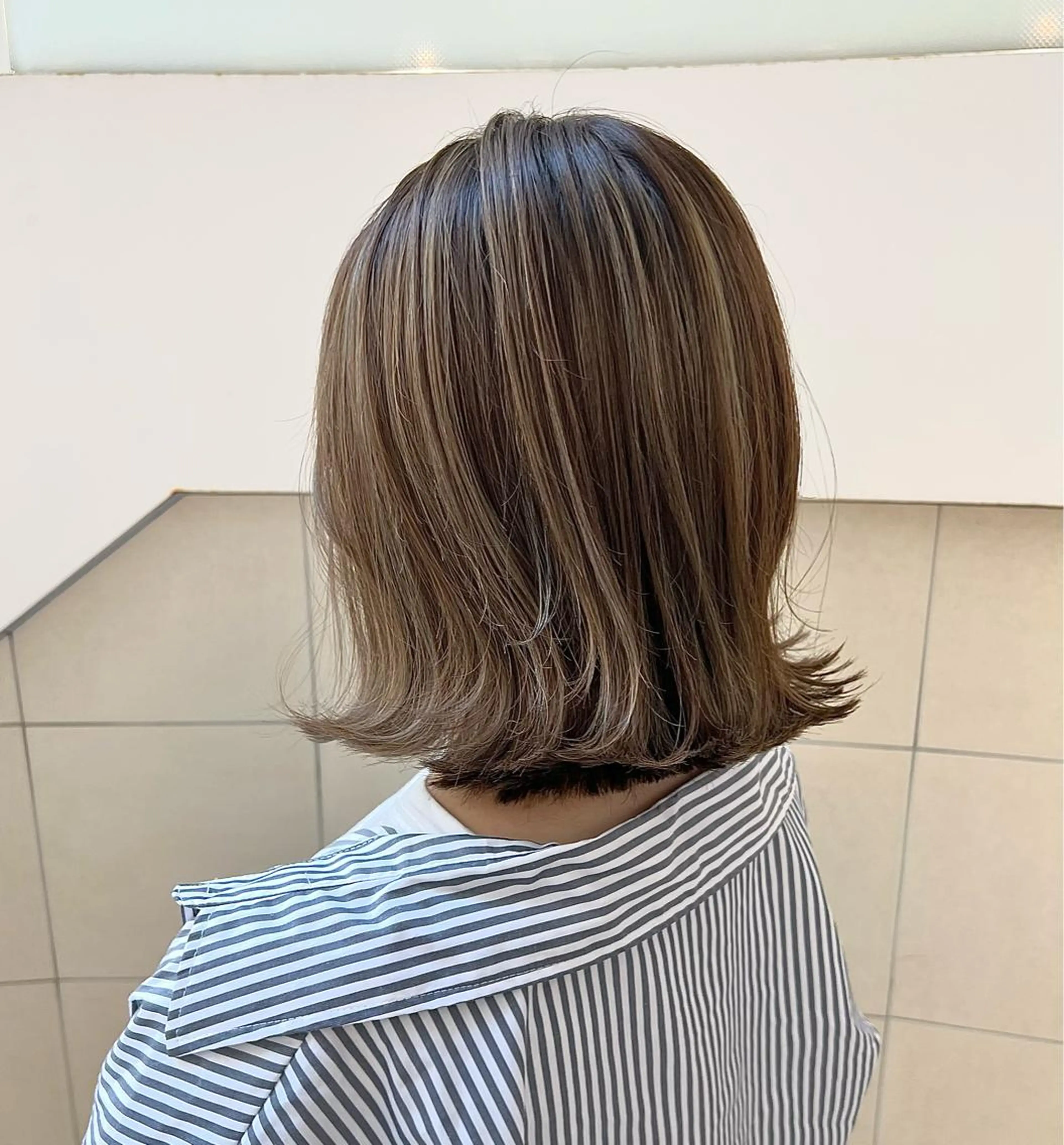 ミディアム カラー 【韓国艶カラー🎀】 添田 菜摘のヘアスタイル