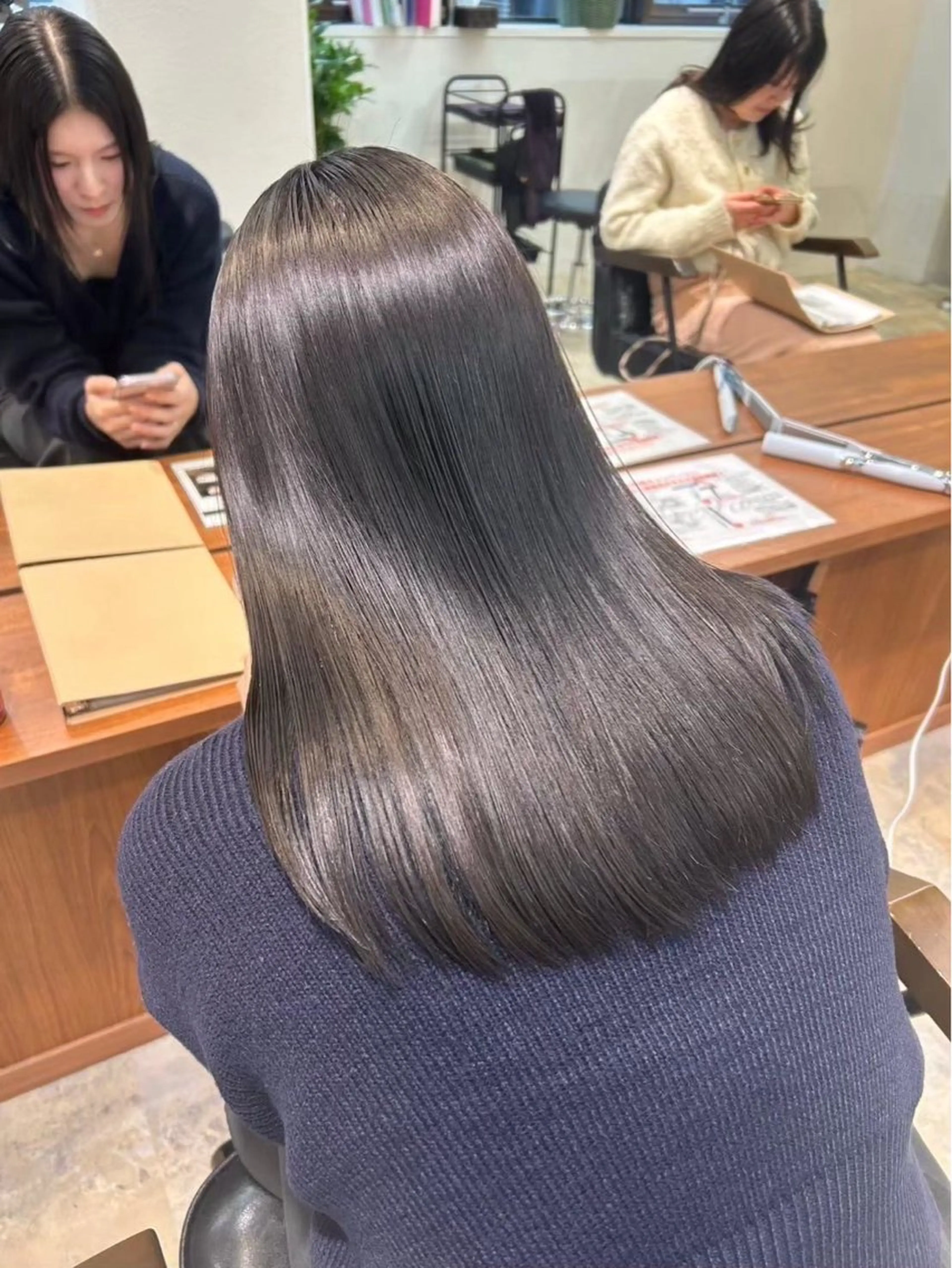 ロング カラー 艶カラー／ 夢叶のヘアスタイル