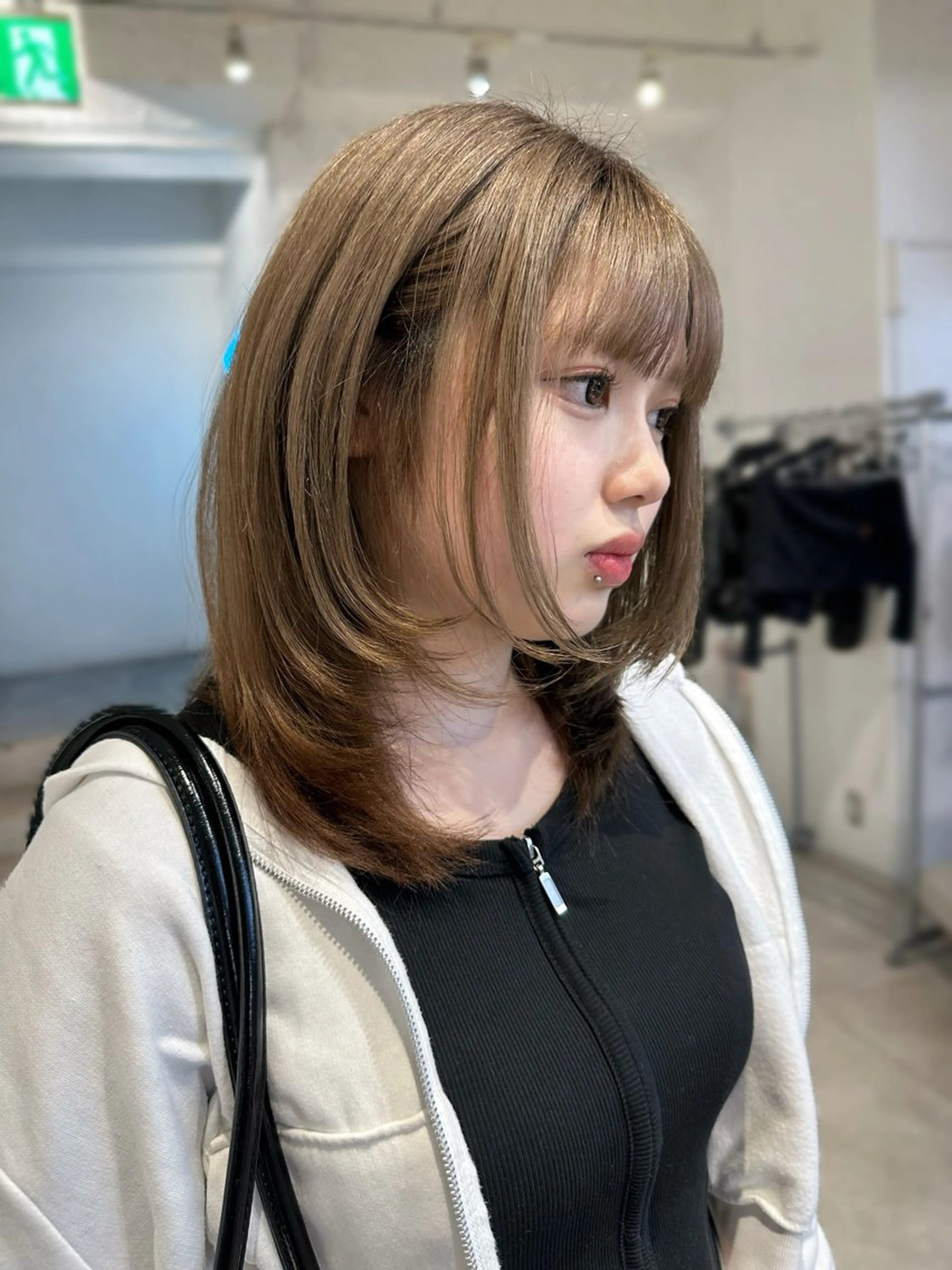 ロング カラー カット ヘアカラー 韓国ヘアメンズ・レデ ィース特化ミクのヘアスタイル