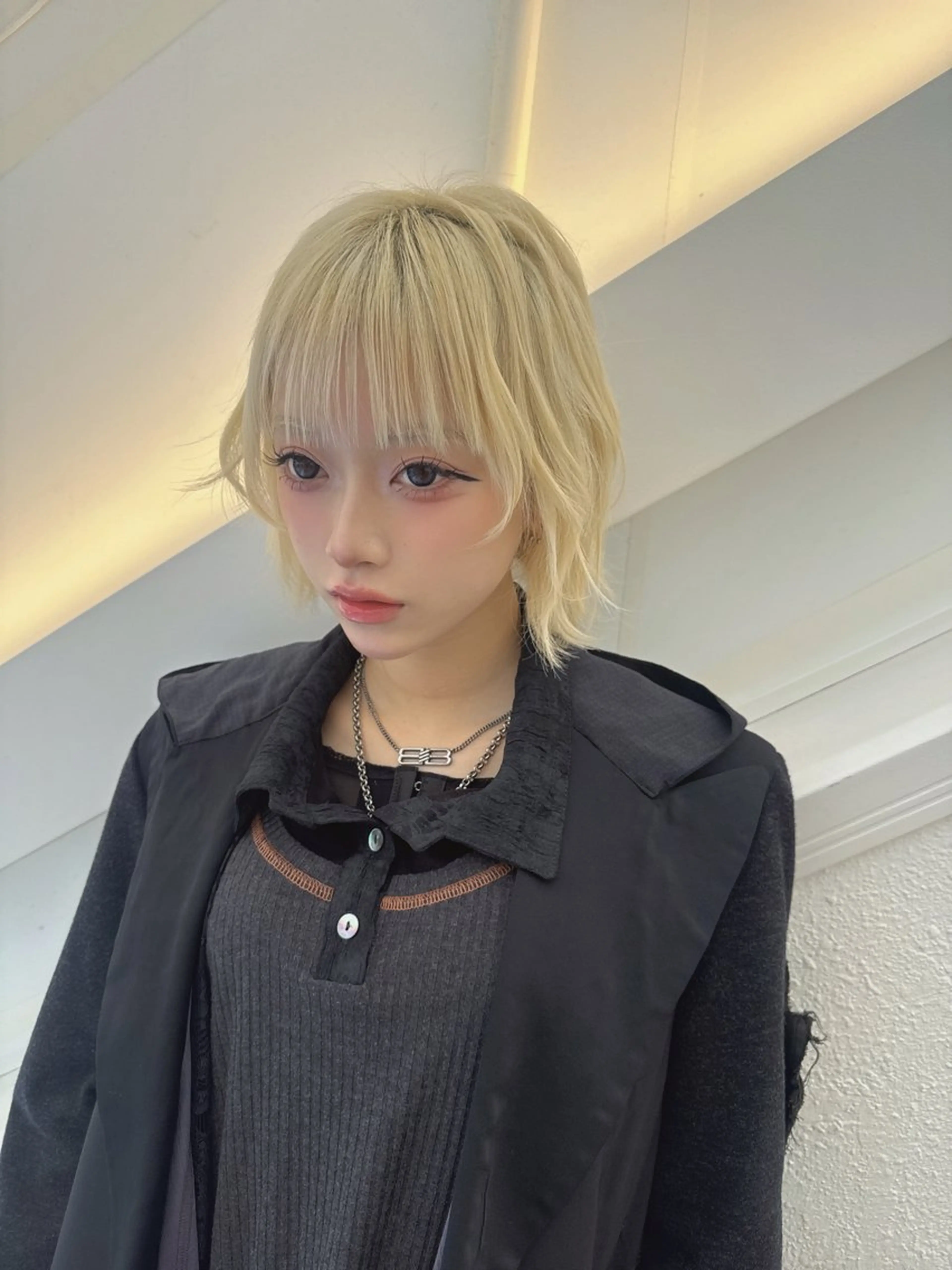 ショート カラー ブリーチ ブロンド ケアブリーチ 透明感カラー ハイトーンカラー カット ヘアカラー 💎透明感カラー特化 💎TAISEIのヘアスタイル