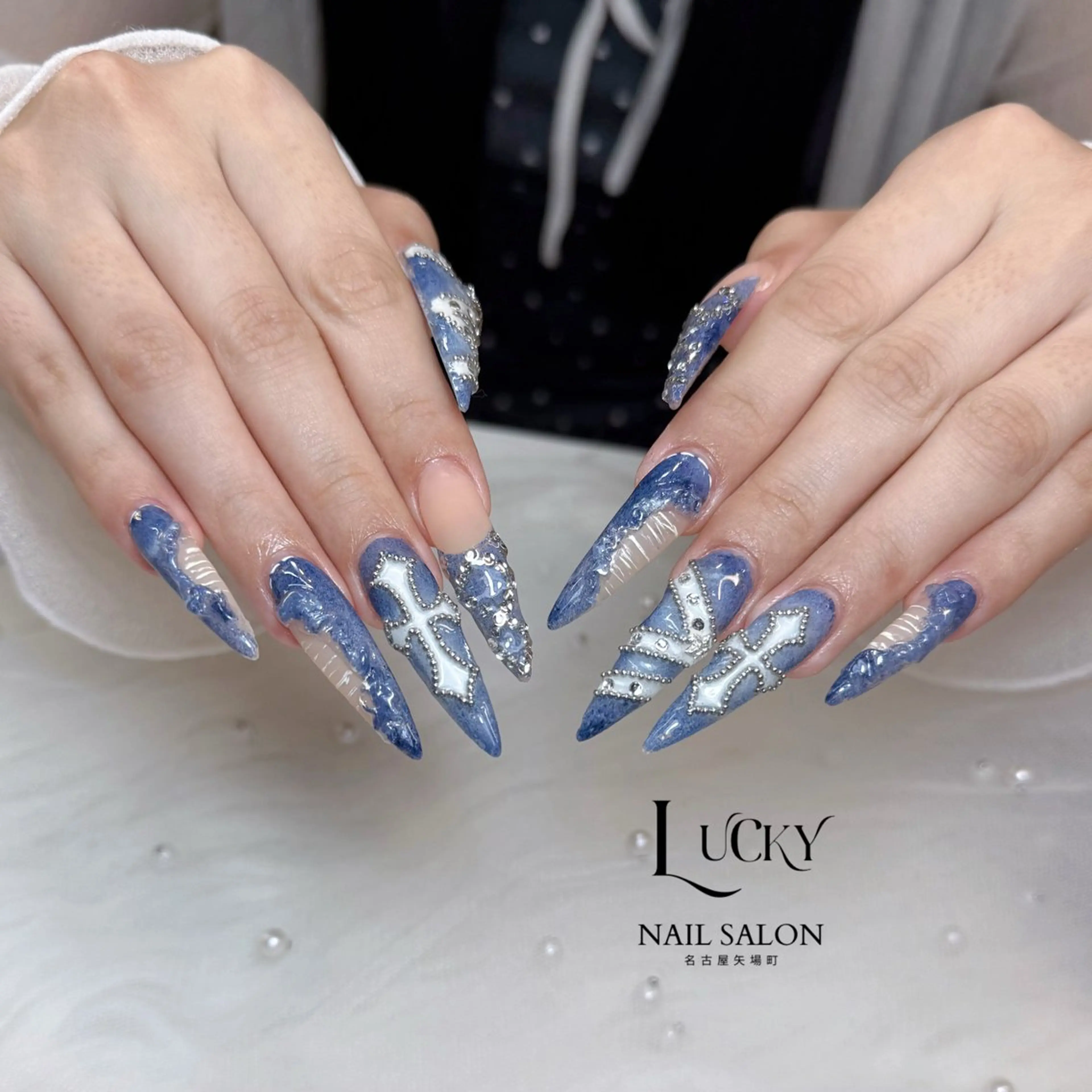 ネイル ハンドネイル Lucky Nail Salonのネイルデザイン