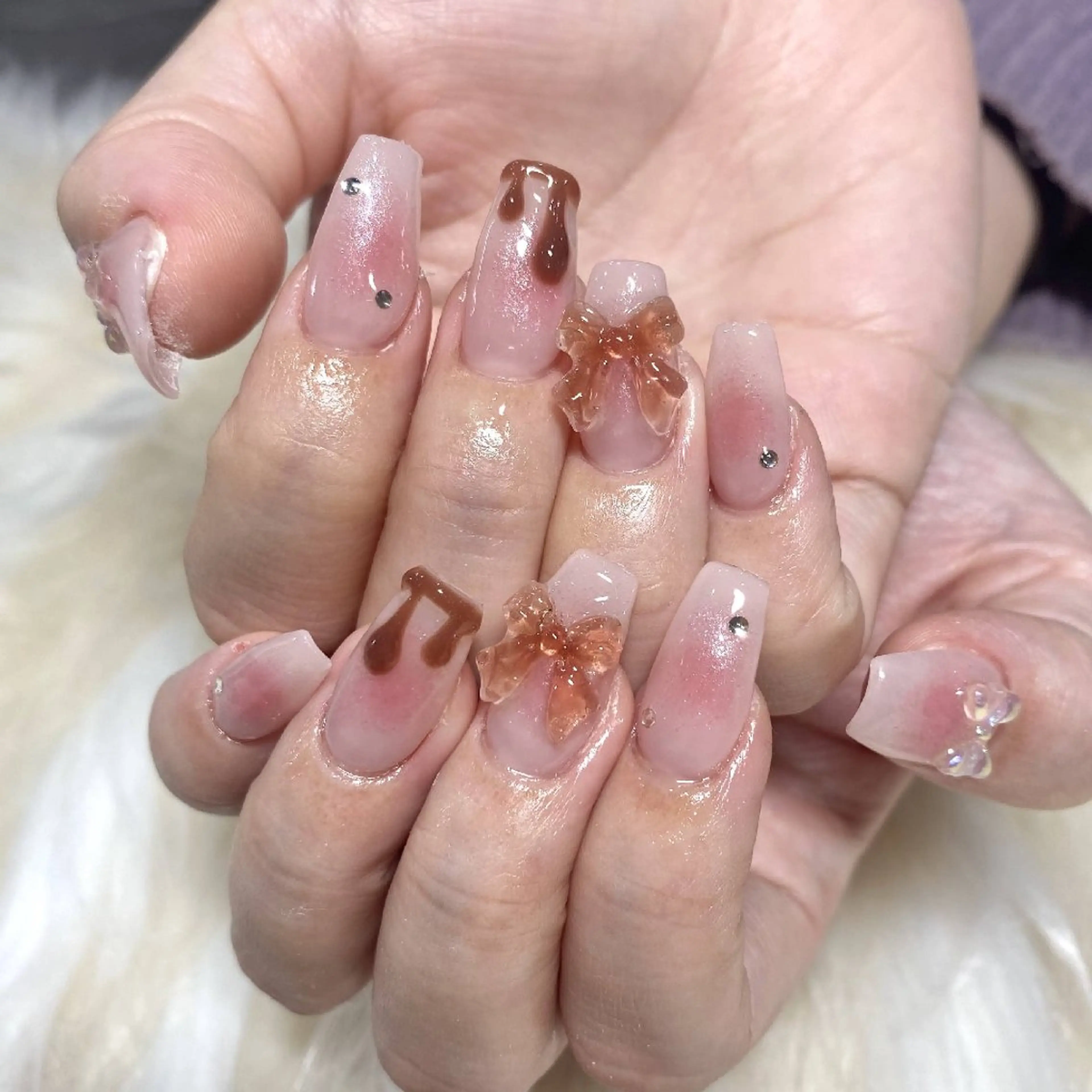 ネイル 長さ出し 韓国ネイル マグネットネイル ピンク バレンタイン BelireMaa Nail&eyeのネイルデザイン