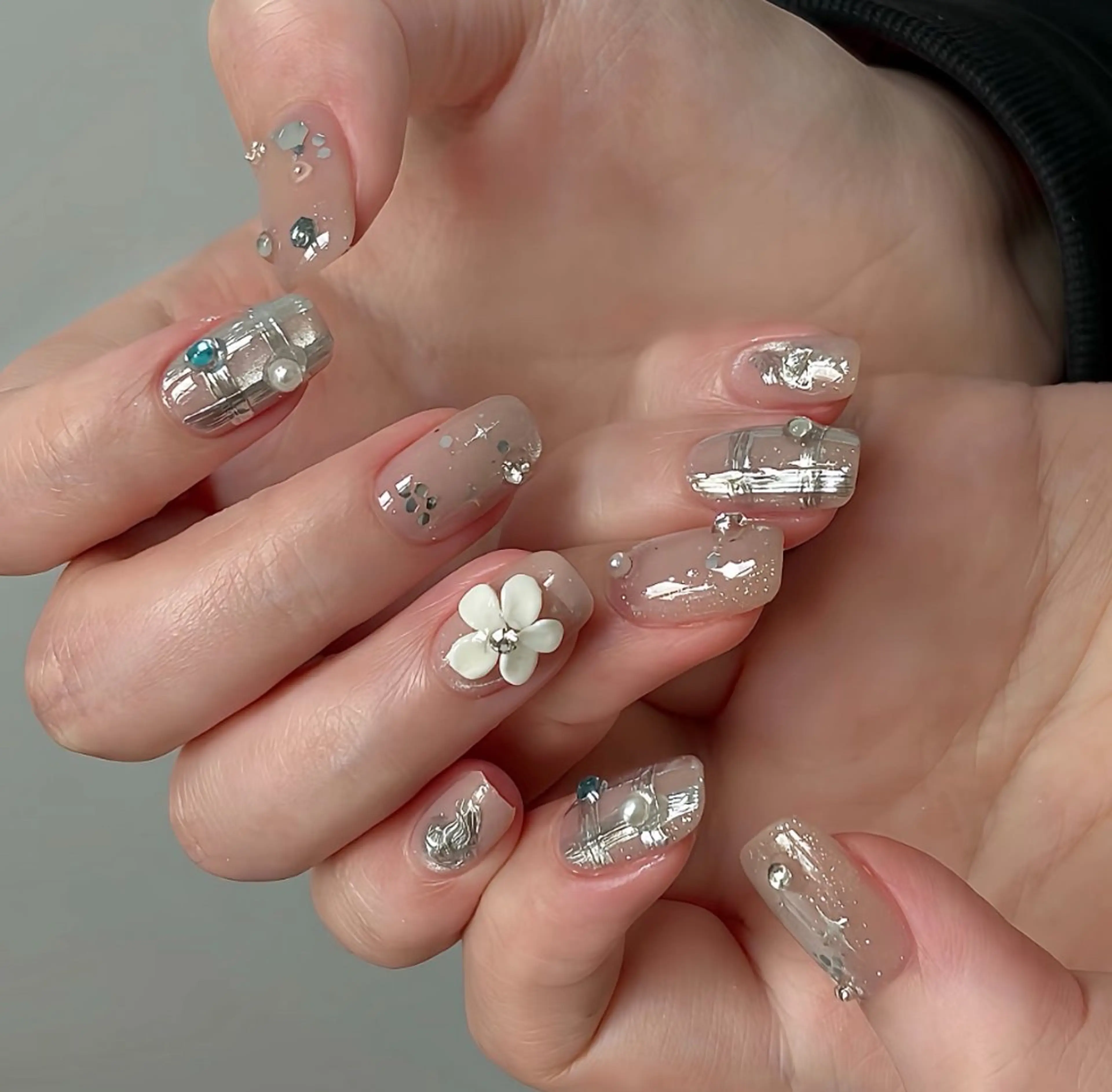 ネイル ハンドネイル ハンドケア 🍑 momo_nailのネイルデザイン