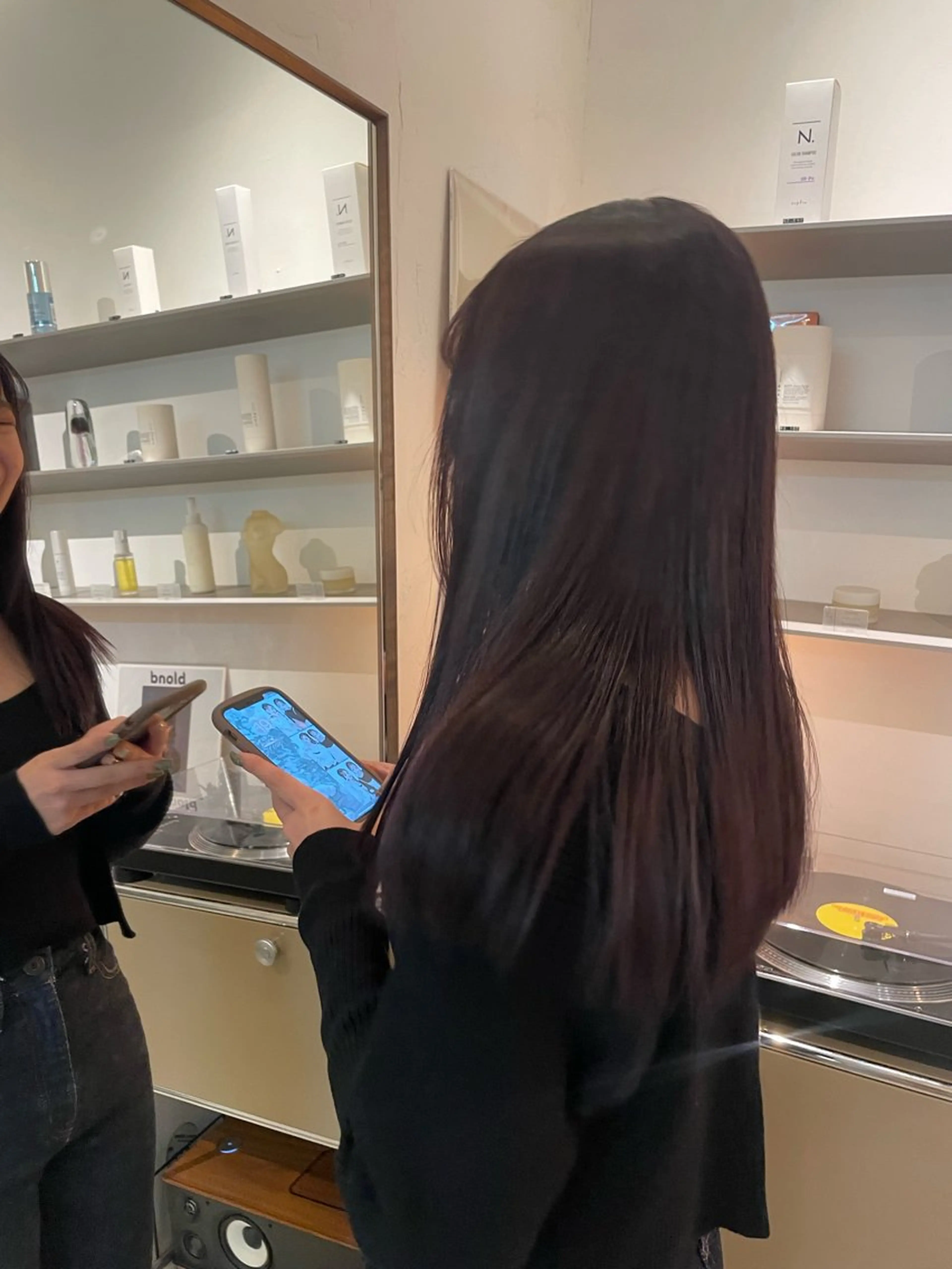 ロング カラー ブラウンカラー パープルカラー パープルブラウン HITOMI 福岡パーマのヘアスタイル