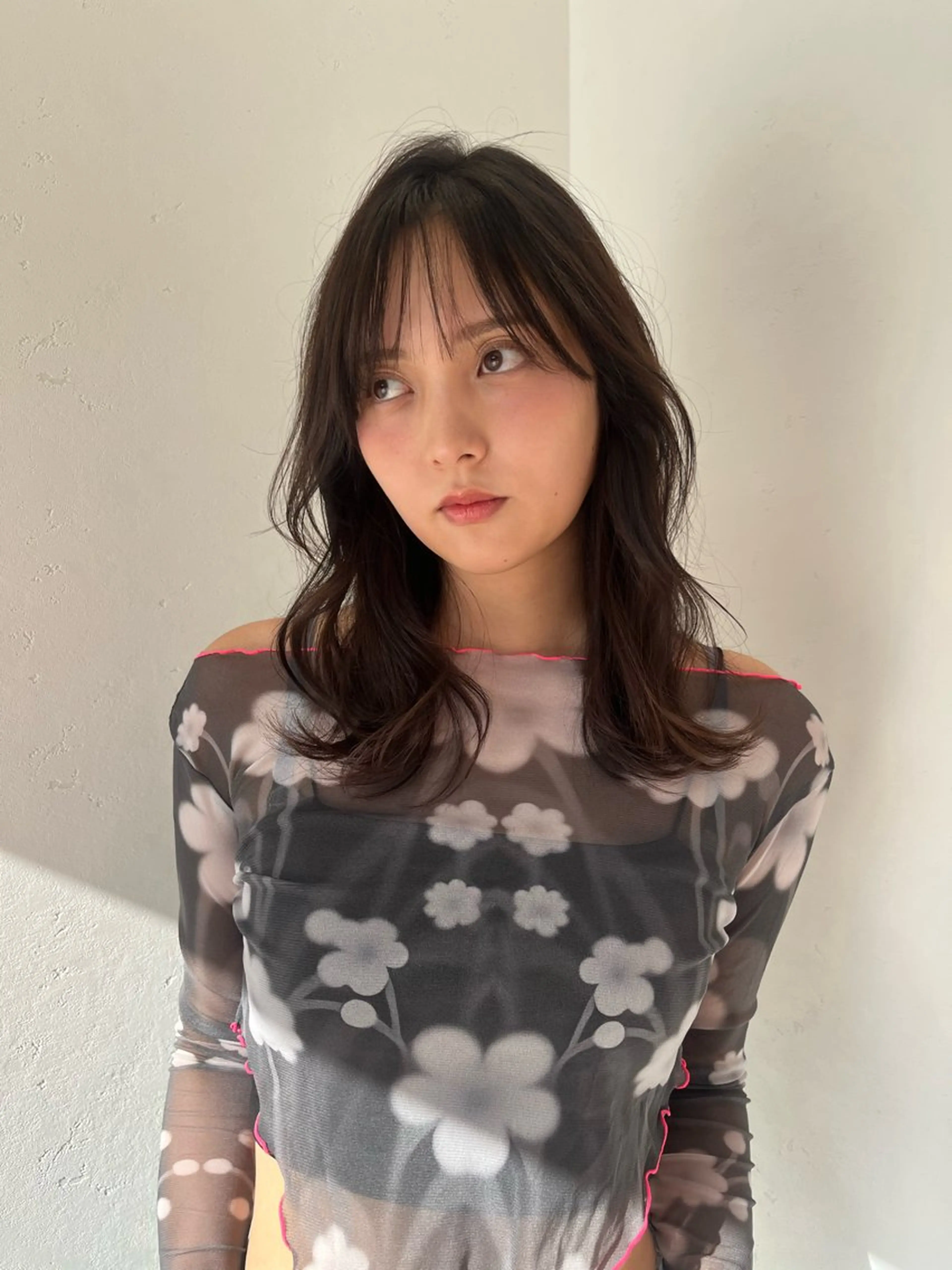 ミディアム カラー 柔らかい艶暖色 レイヤー🫧姫汝のヘアスタイル