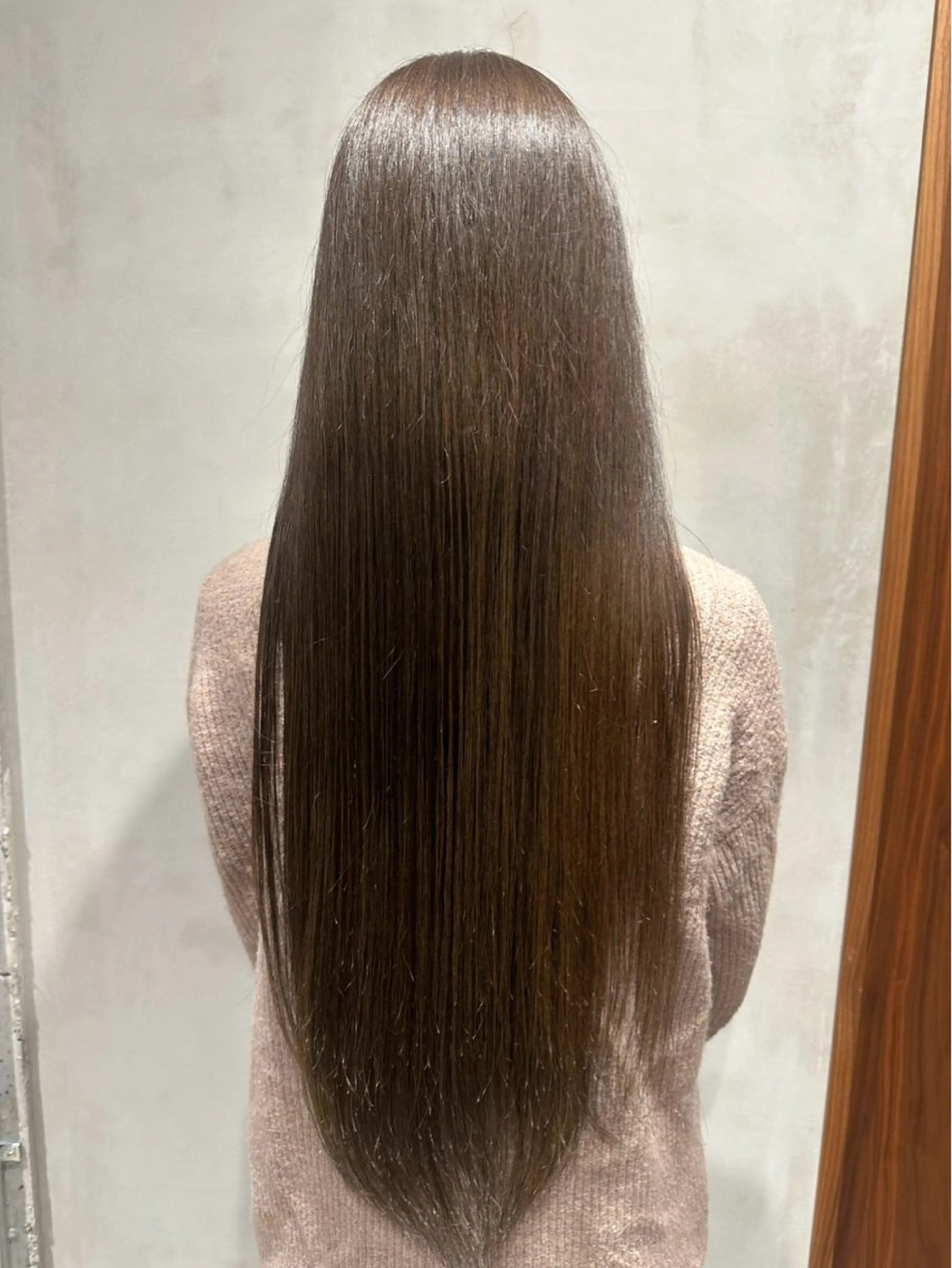 ロング 金澤 花のヘアスタイル