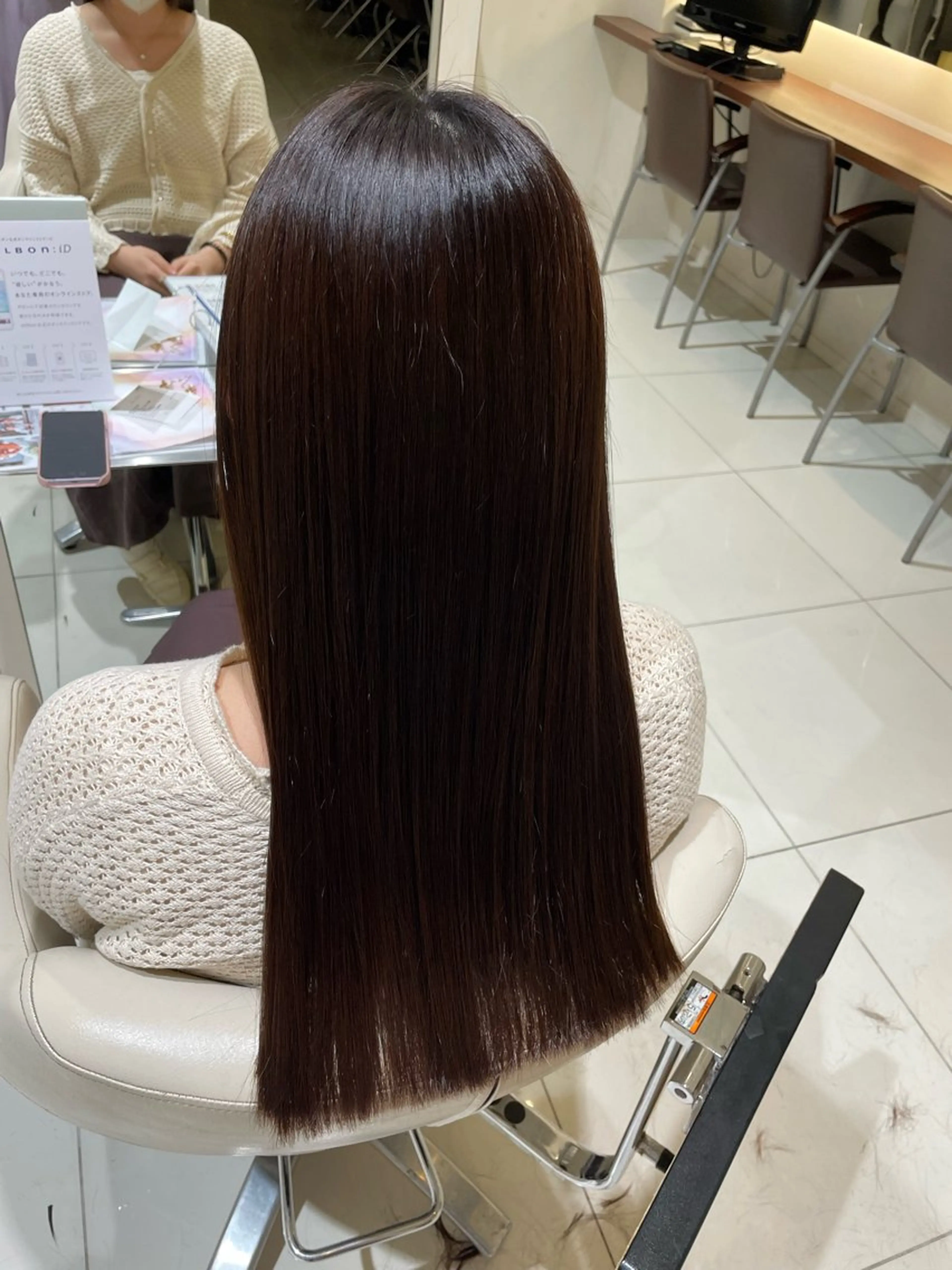 カット ヘアカラー 縮毛矯正 松下 紗季のヘアスタイル