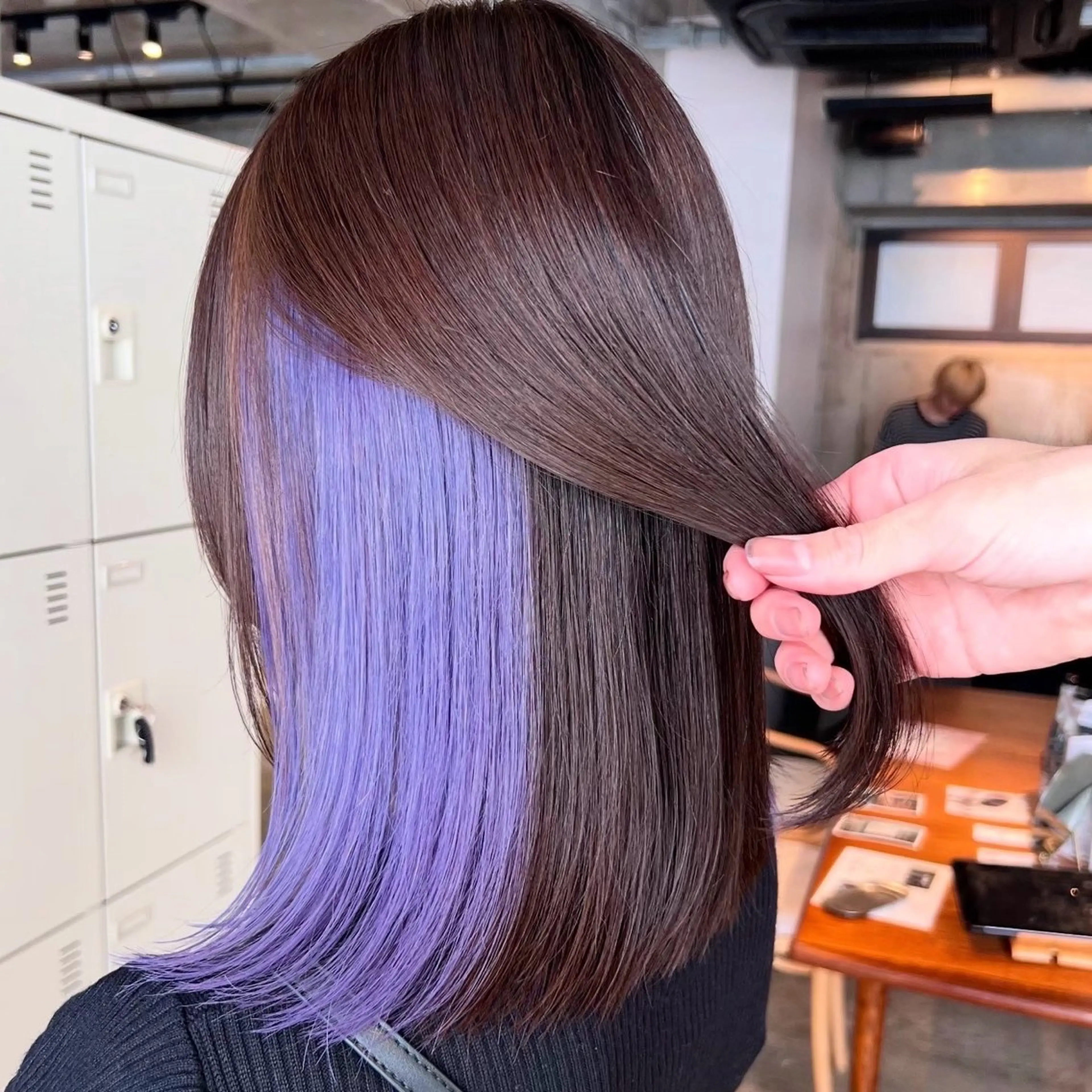 セミロング カラー 透明感カラー オレンジ 縮毛矯正 ヘアカラー トリートメント AIN.ANLY 明治神宮前所属・ムツキ/品のある 艶カラー/縮毛矯正のヘアスタイル