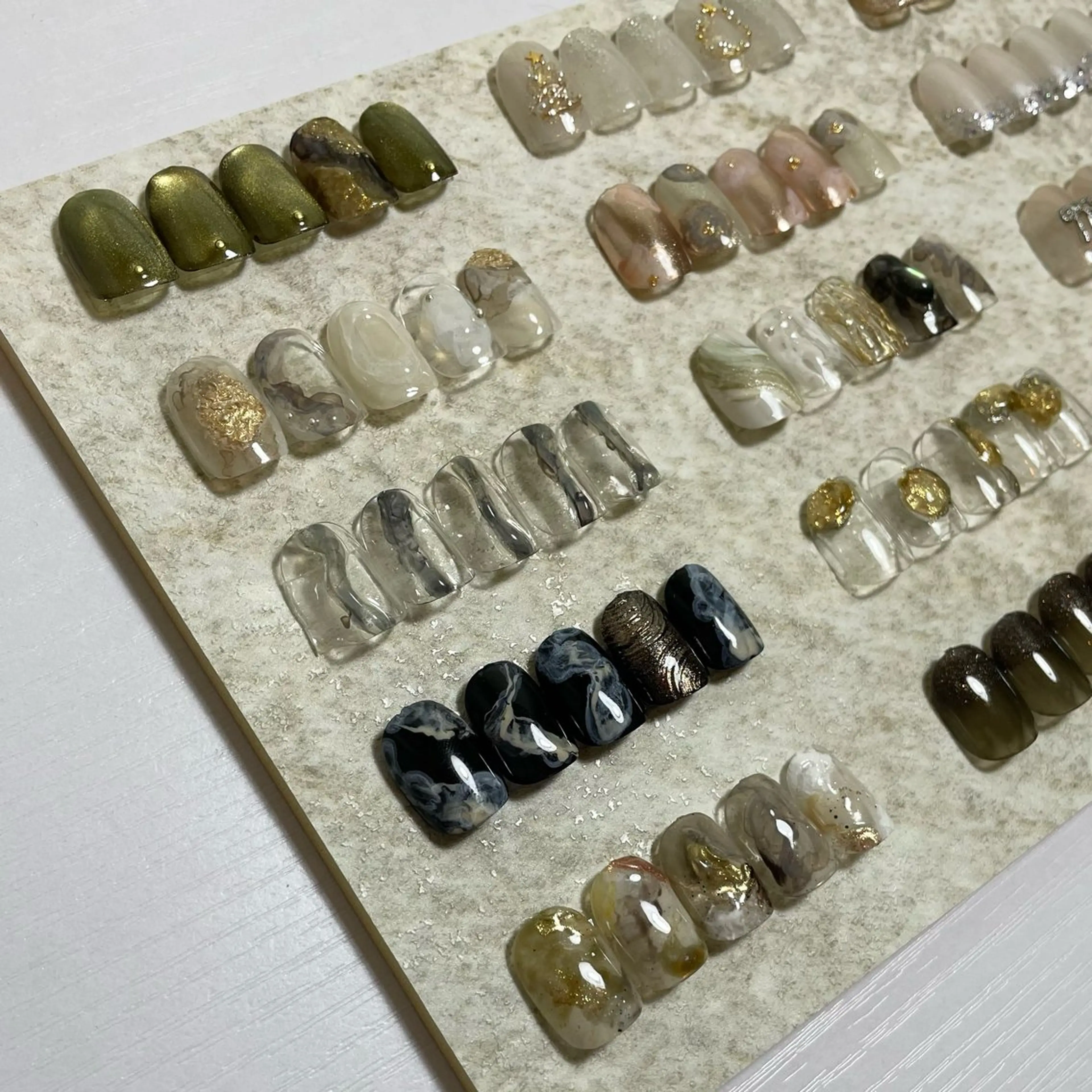 ネイル RooM tani /個性派ニュアンスのネイルデザイン