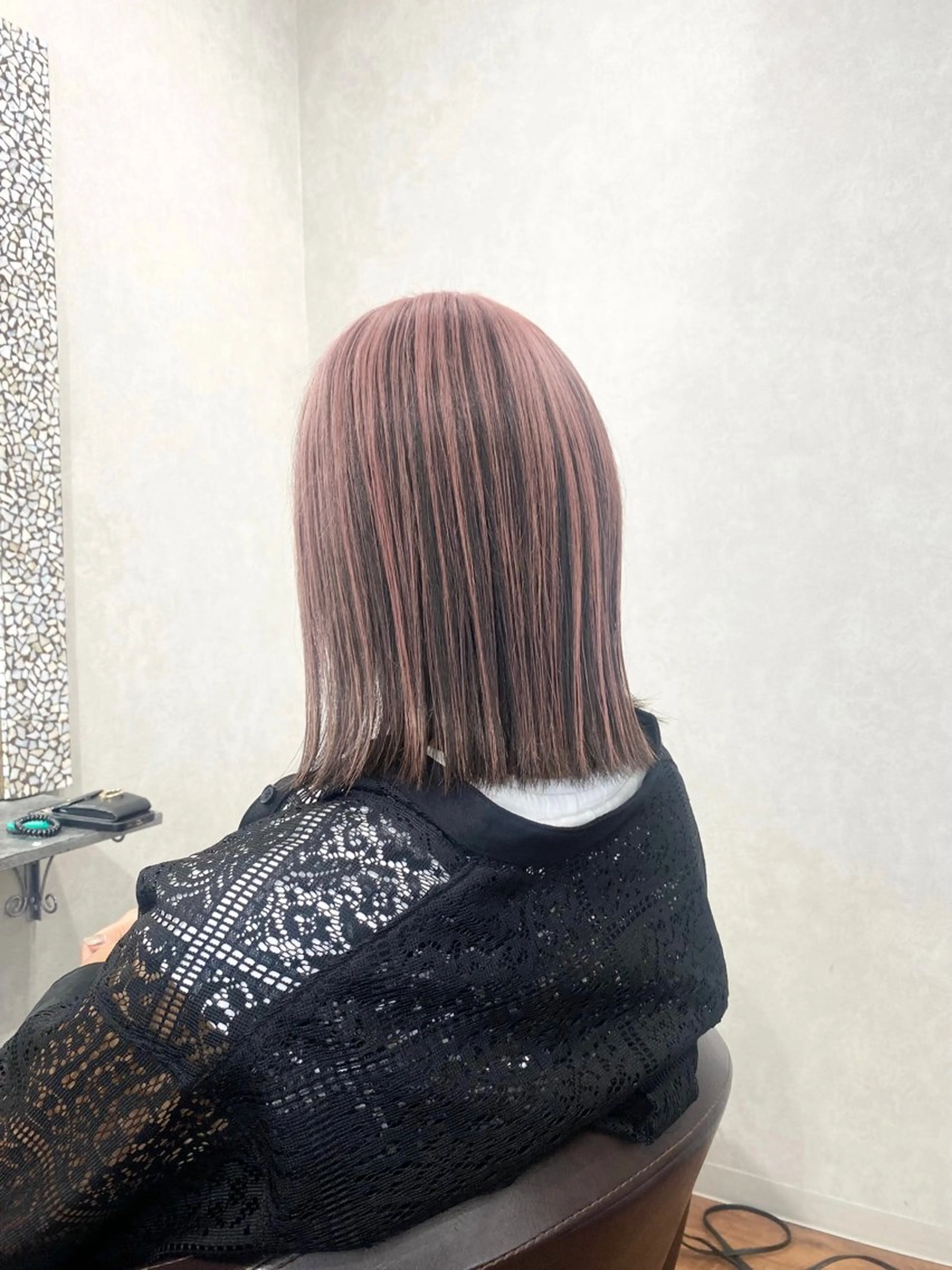 ミディアム カラー カット ヘアカラー ＳＨＩ ＺＵのヘアスタイル