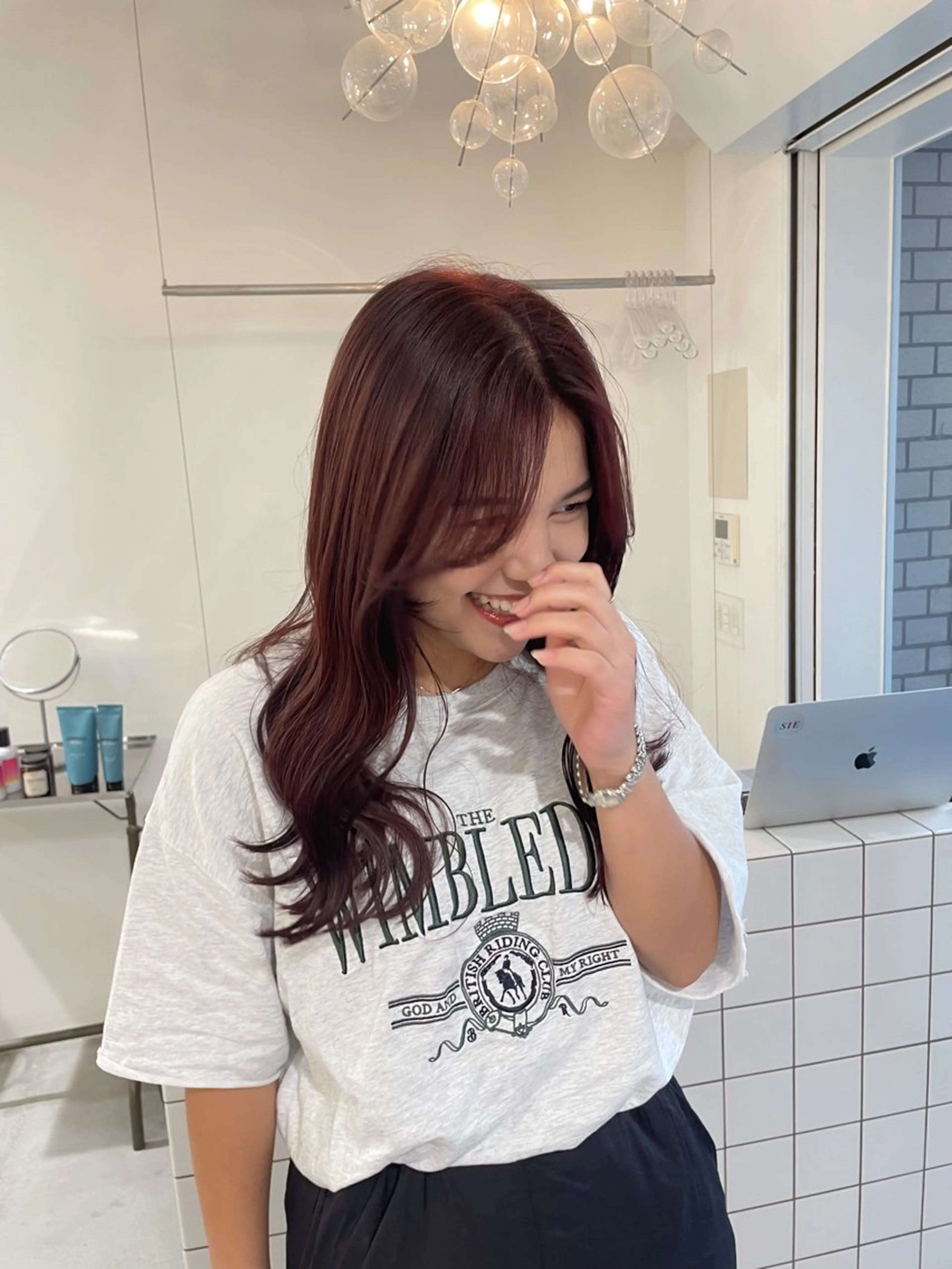 セミロング カラー Koto🌿 ブリーチなしカラーのヘアスタイル