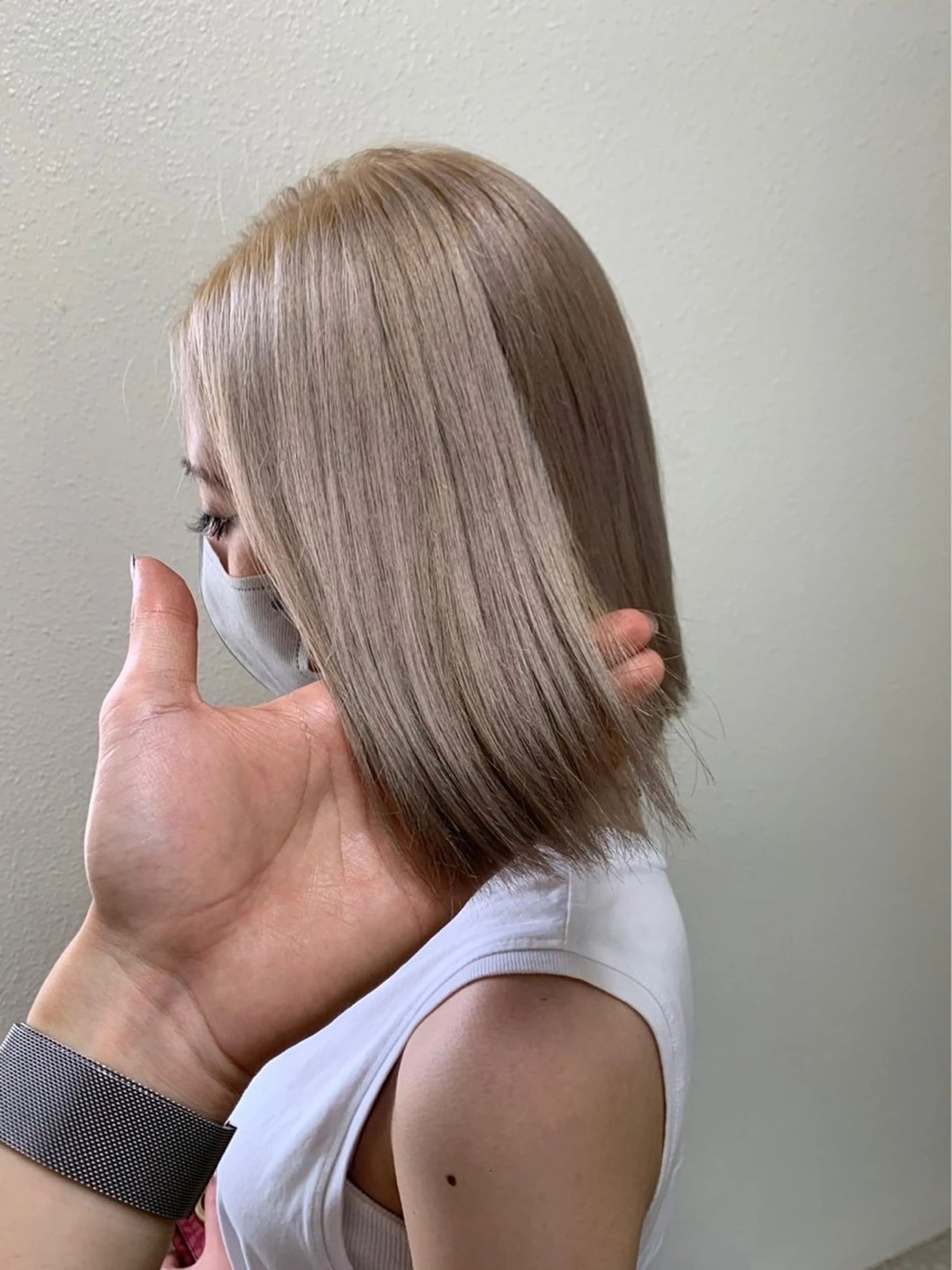 ショート カラー ブリーチ ケアブリーチ ダブルカラー インナーカラー ボブ カット ヘアカラー トリートメント ヘアセット 艶髪ケア特化✨ トワのヘアスタイル