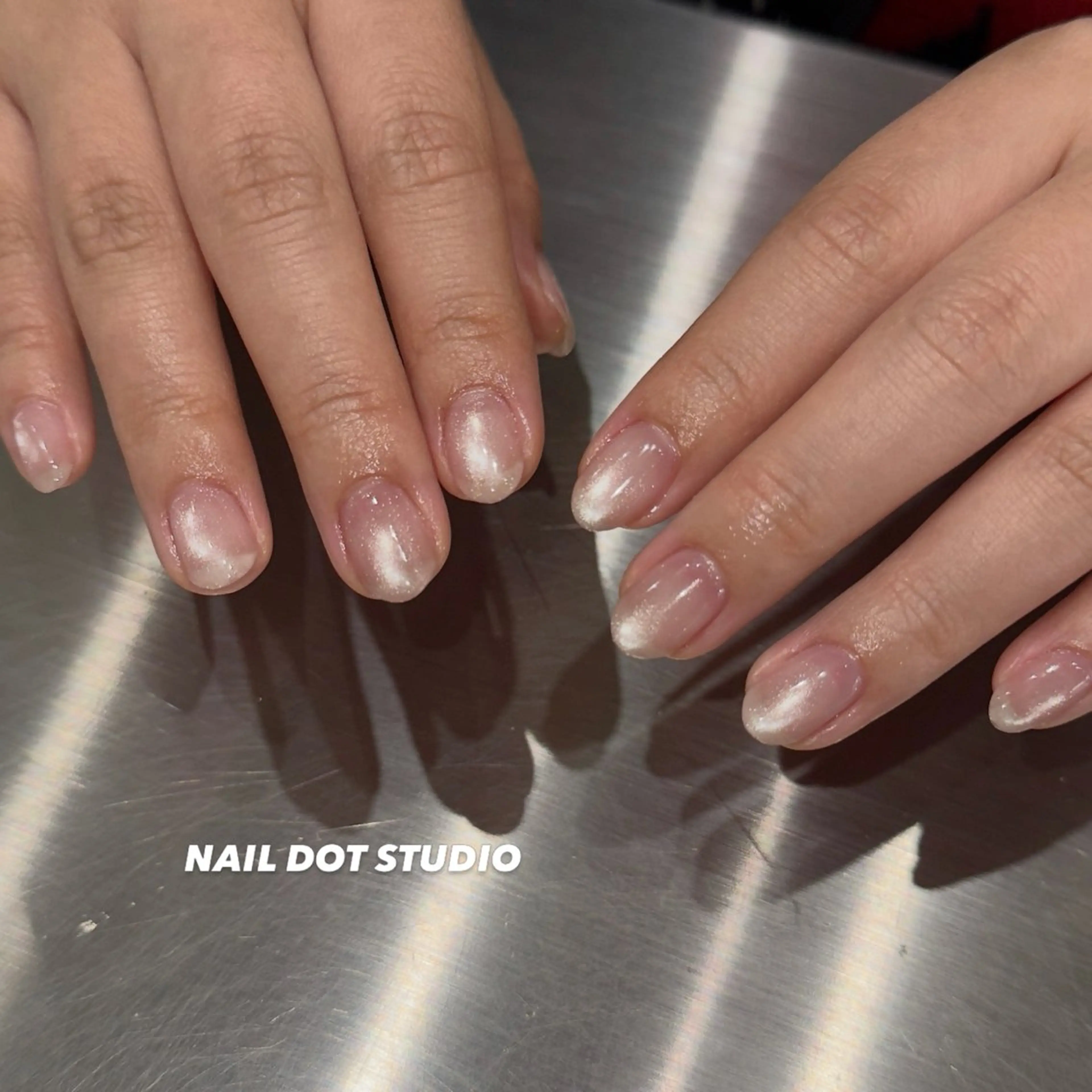 ネイル ハンドネイル NAILDOTSTU DIO SEINAのネイルデザイン
